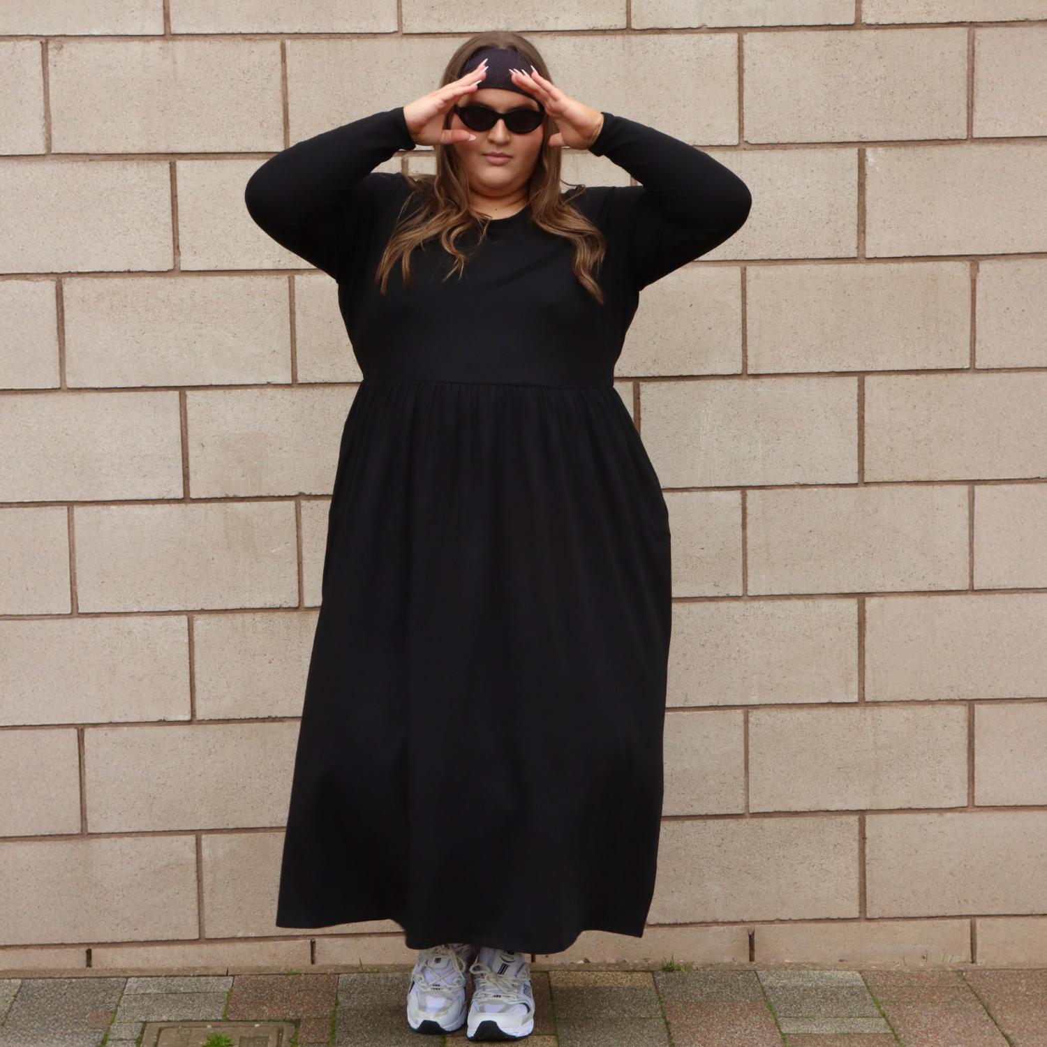 Bella - 5ft 9 - Size G