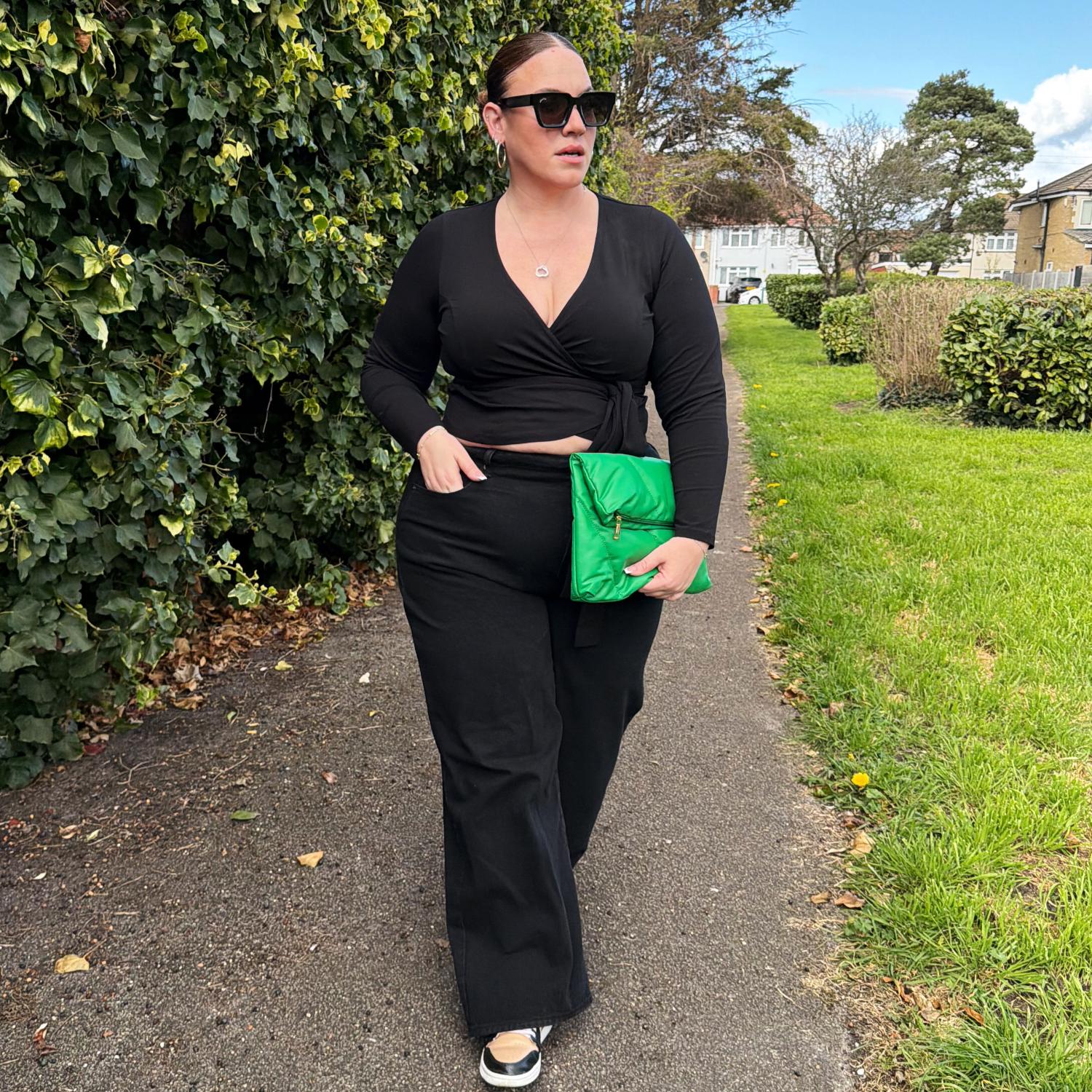 Top cache-cœur en coton biologique - Noir