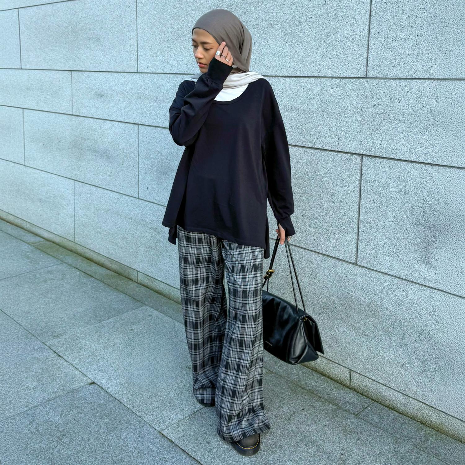 Top met lange mouwen en ronde hals van biologisch katoen - Zwart