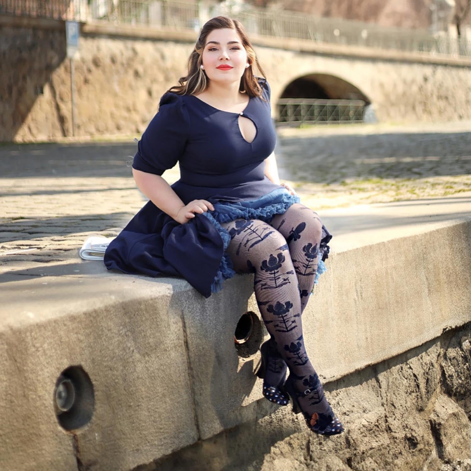 Grimoire - Navy - Tights & Clothes In Sizes 32-66 - Snag Snag EU Grimoire - Navy - Tights & Clothes In Sizes 32-66 - Snag Snag EU