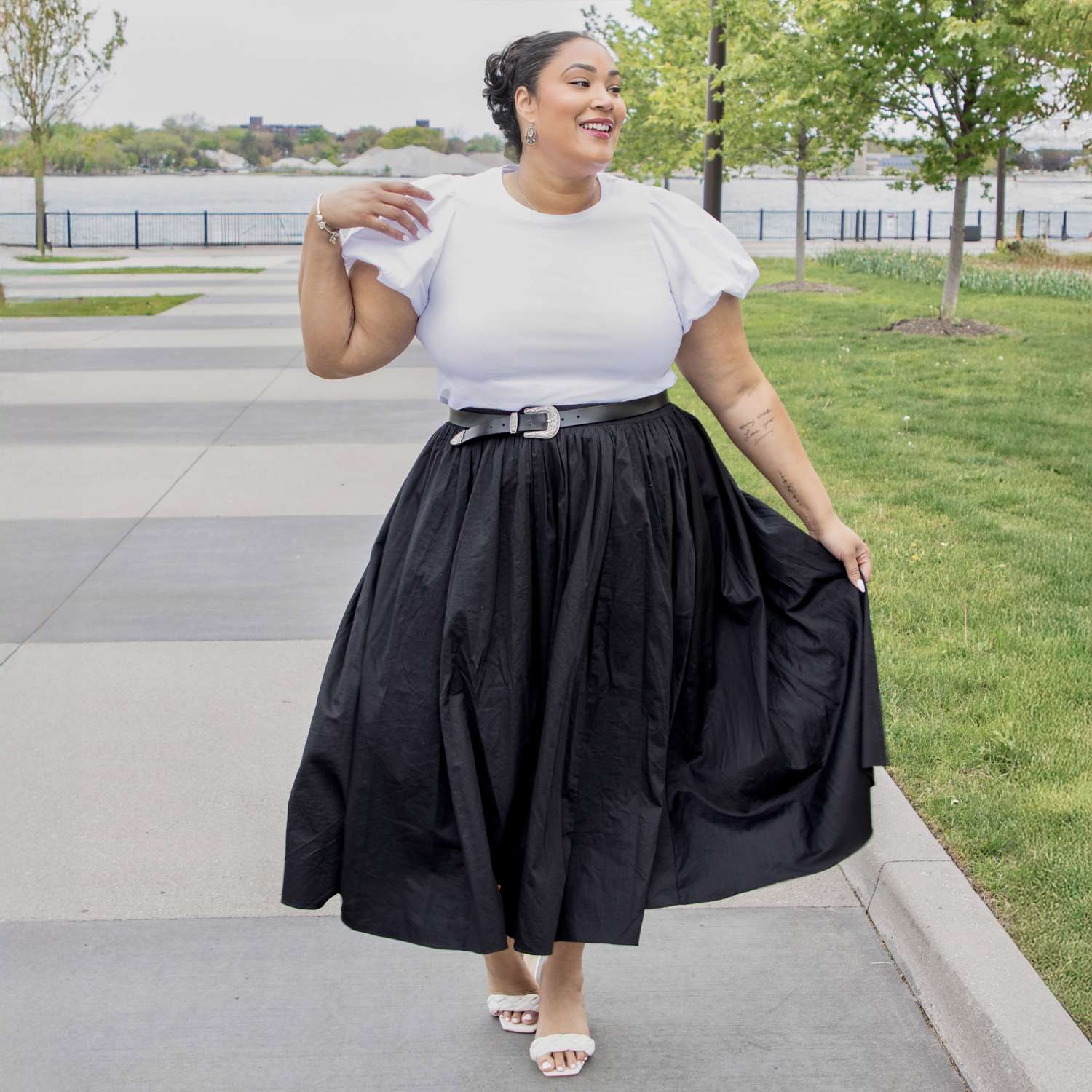 Crew neck Puff Sleeve Tee - White
