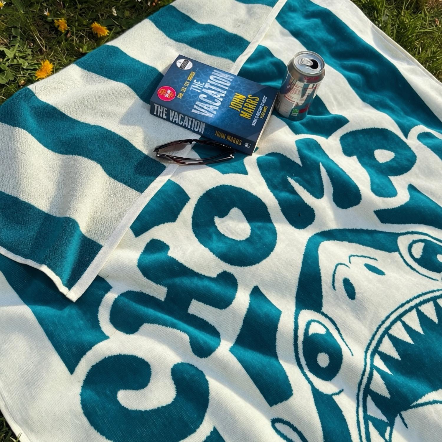 Pluszowy ręcznik kąpielowy – Chompy