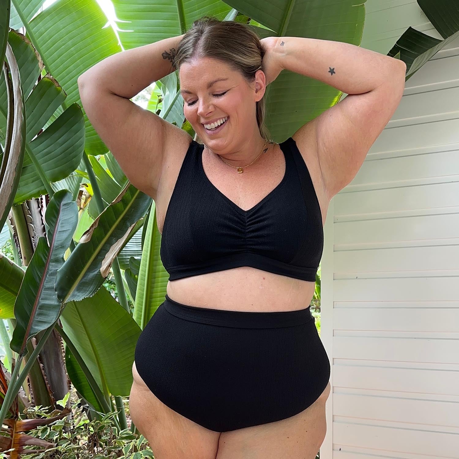 Samantha - Size F