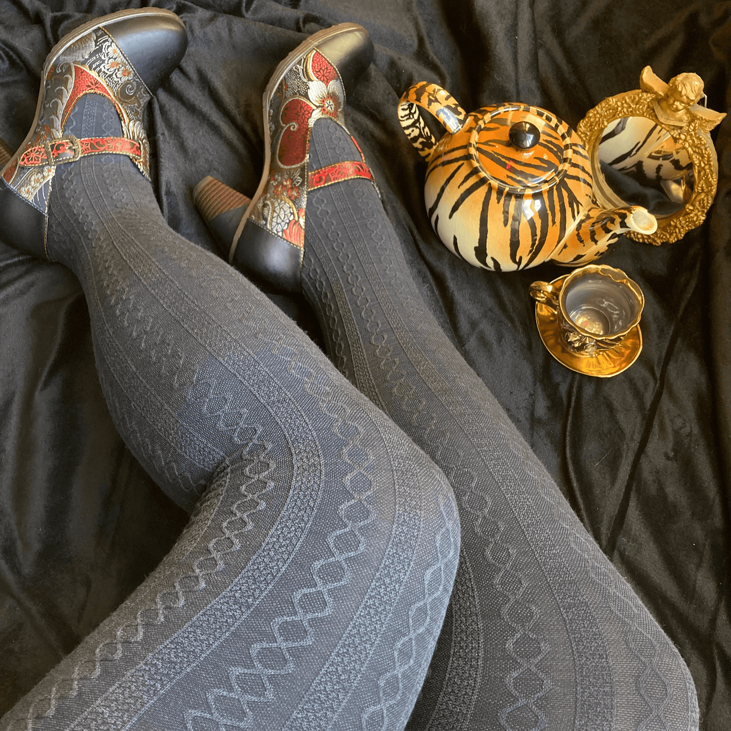 Grannies Cable Knit Wool Tights V2 - Slate