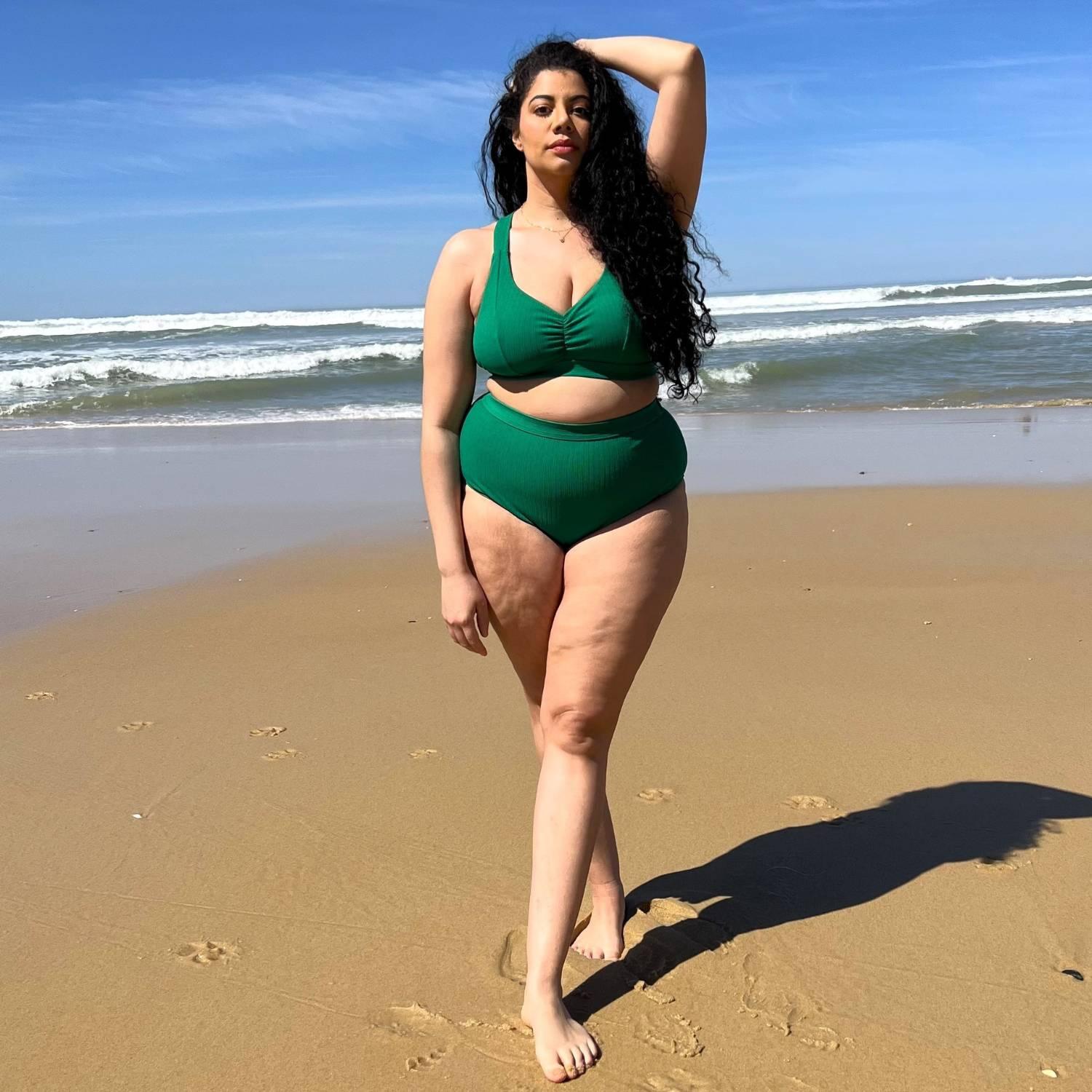 Det kan bara finnas en bikinitopp – Craic – Snag