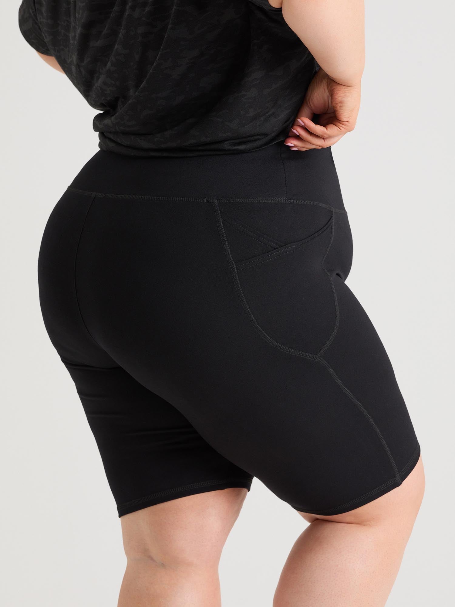 Pantalones cortos largos