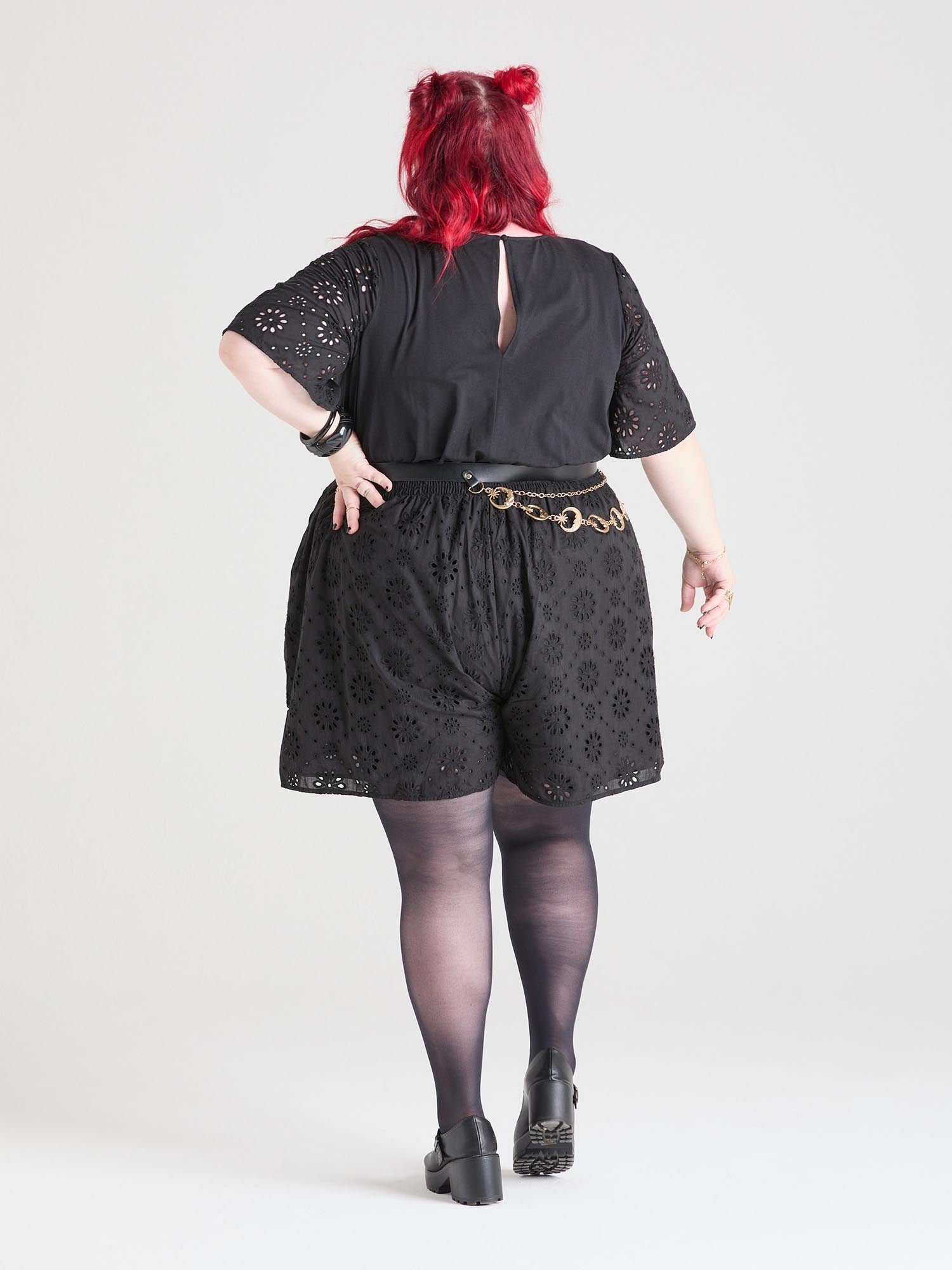 Andi, 171 cm - Talla F