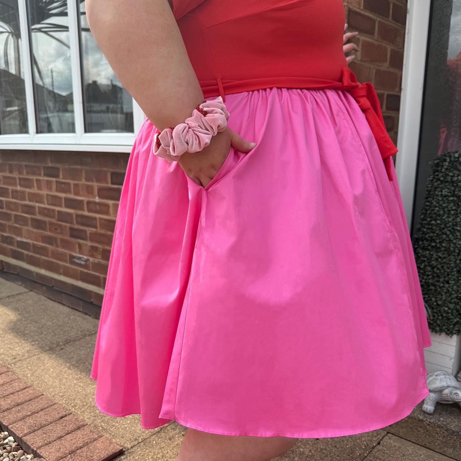 Courtney, 165 cm - Talla I