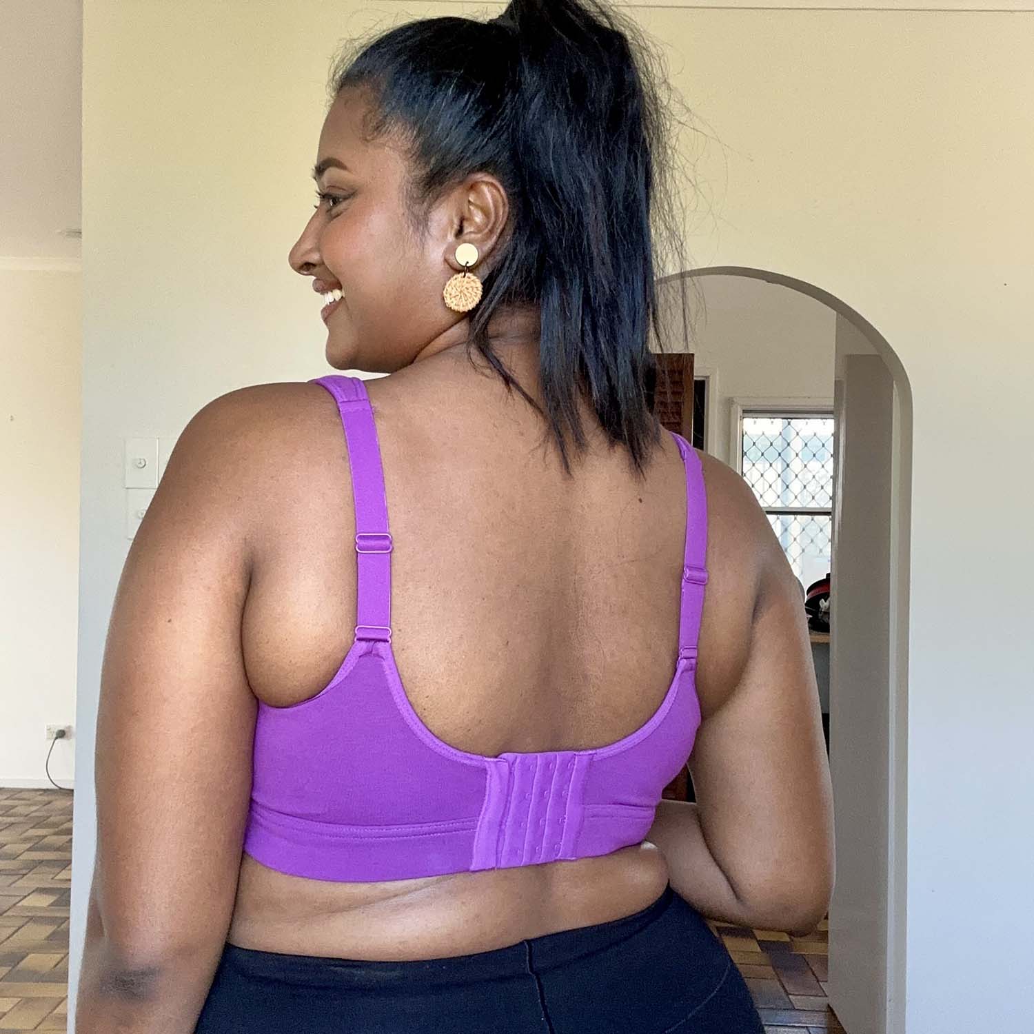 Dee - Talla 4 - Copa normal