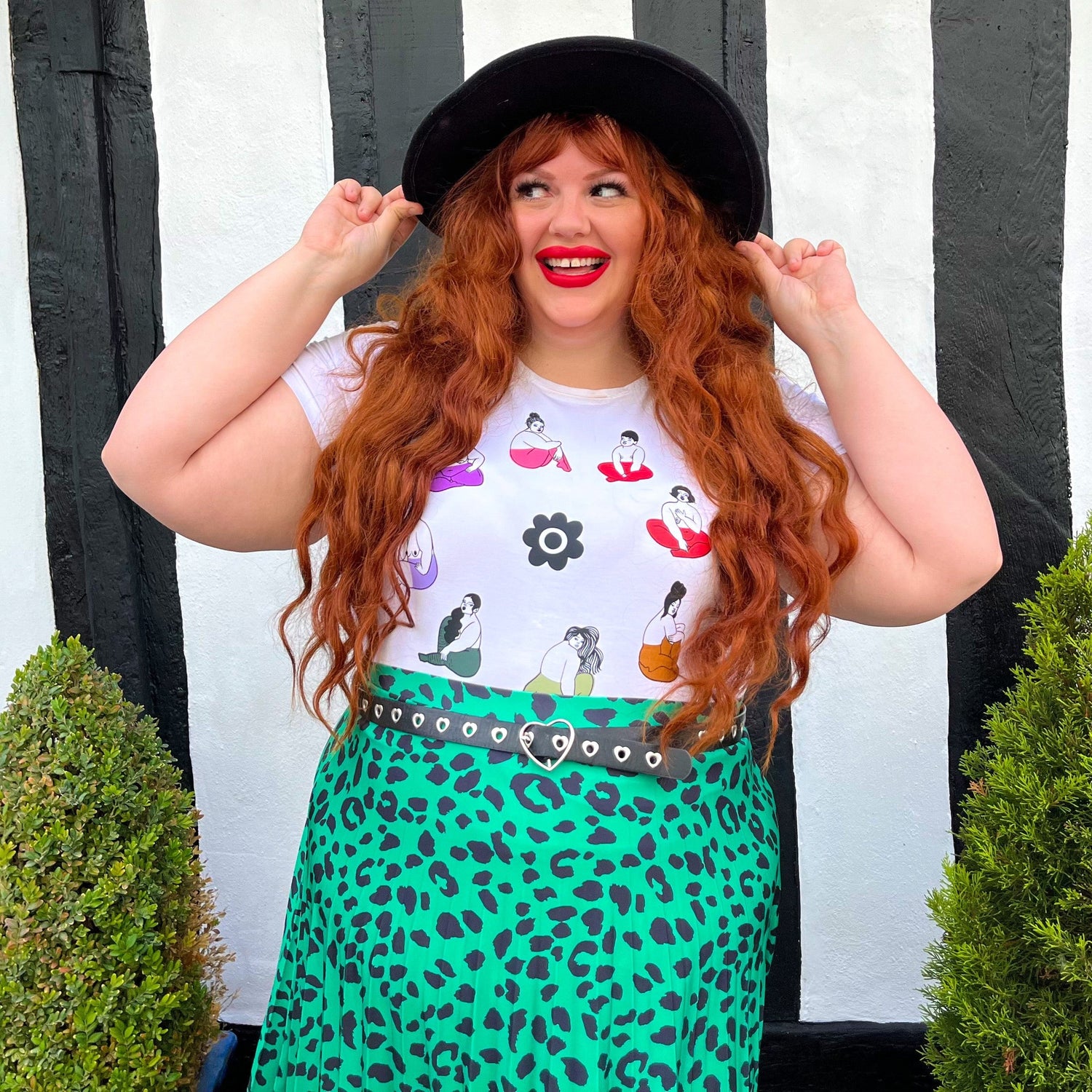 Camisetas - Snag X Taynee - Circle Of Love Tee