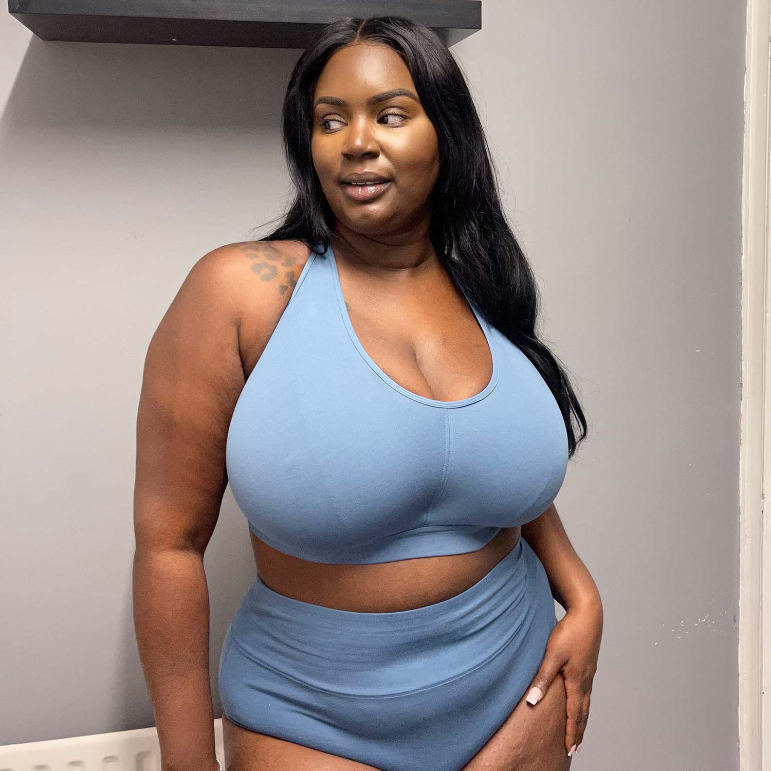 Rebecca - Talla 4 - Copa Grande