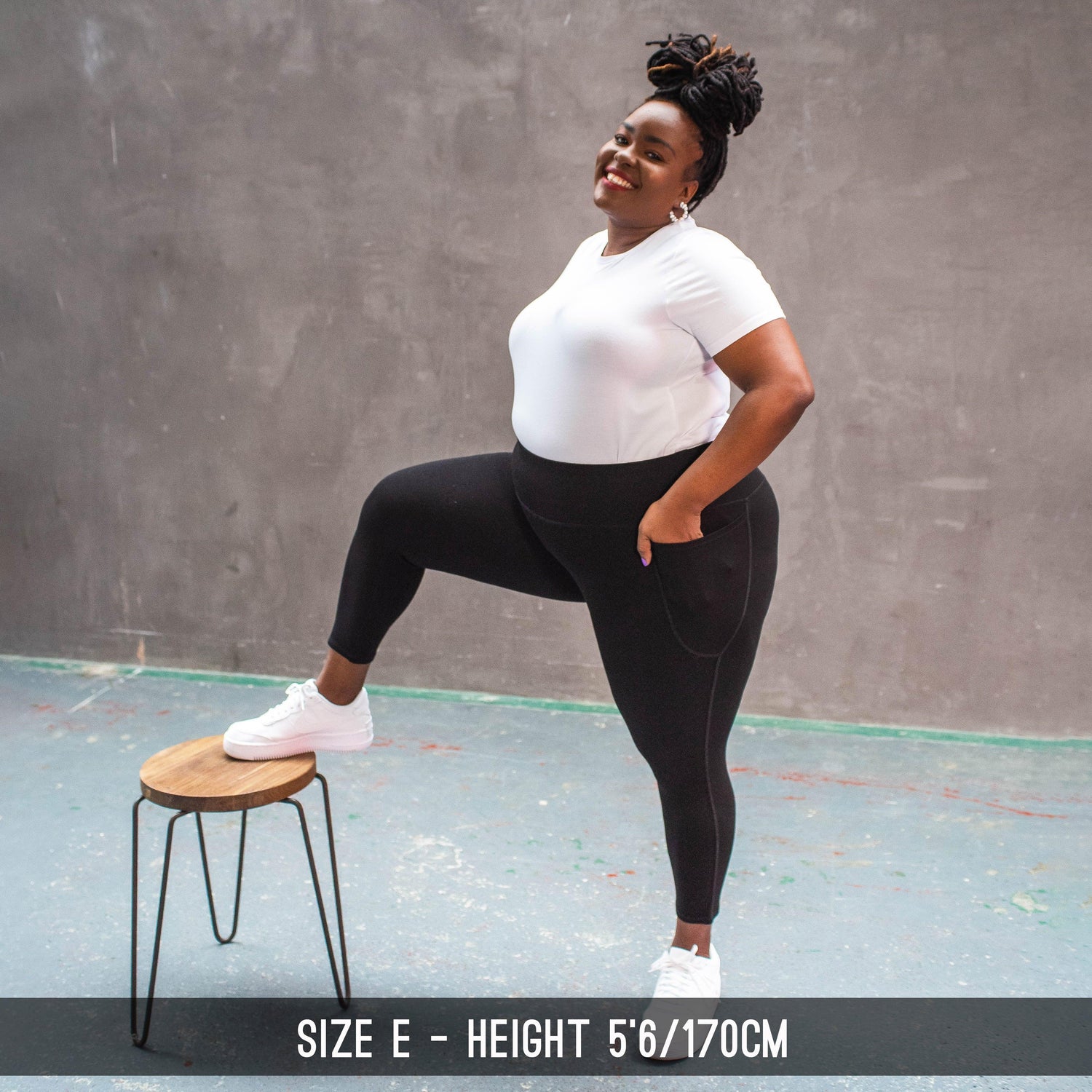 Classic Tee - Blanco - Snag