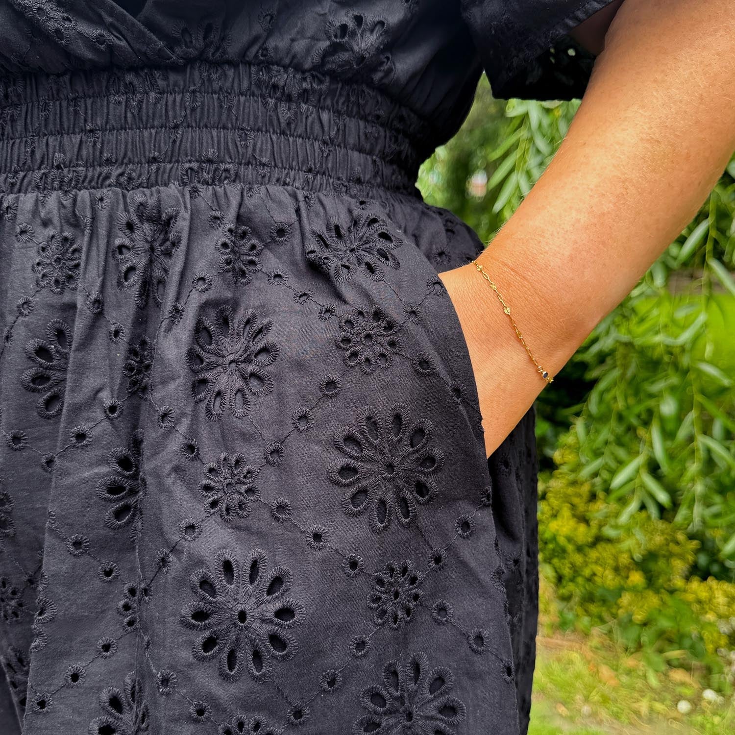 Abi, 158 cm - Taille E