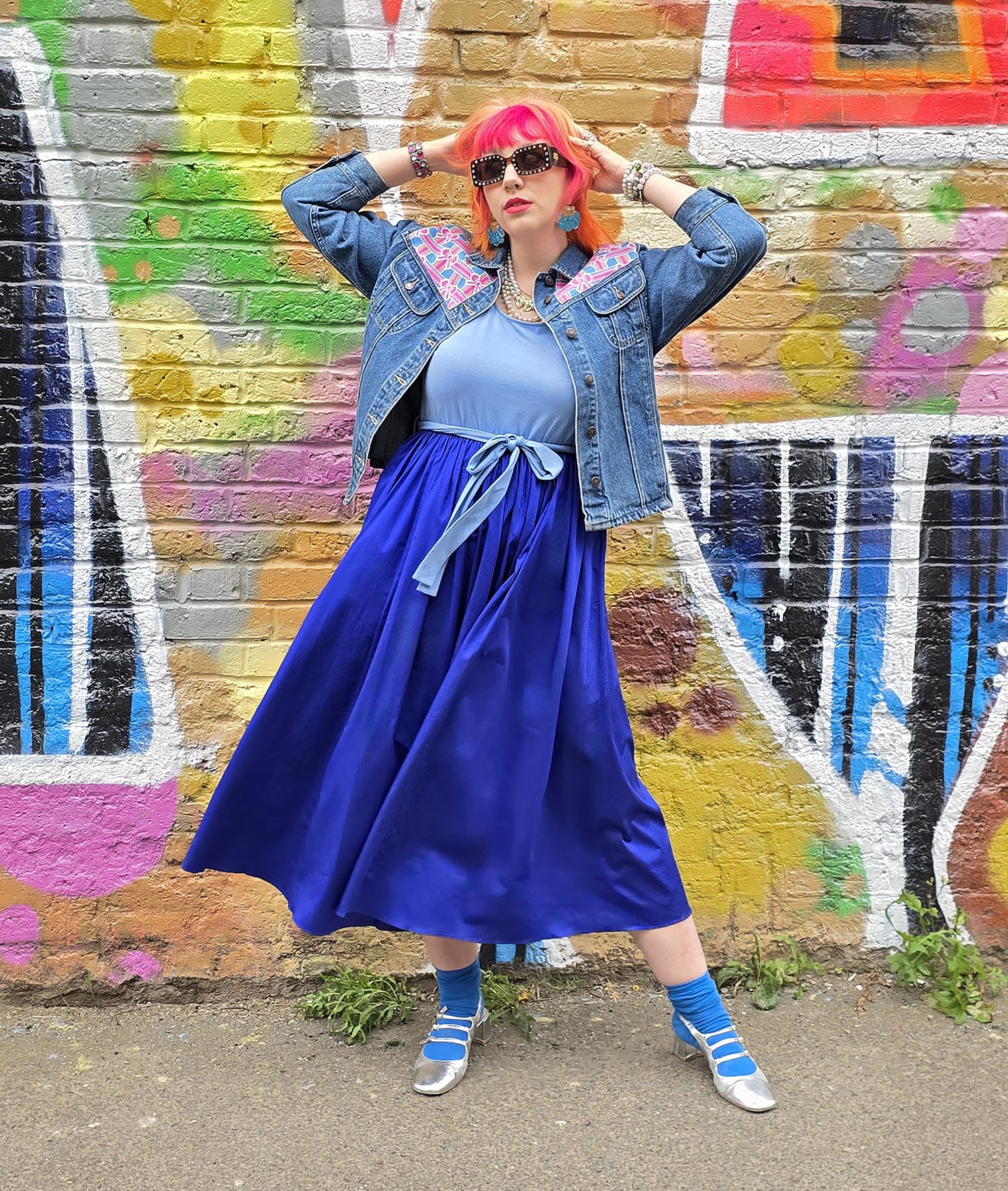 Ashley, 5ft 11in / 180cm - Taille E