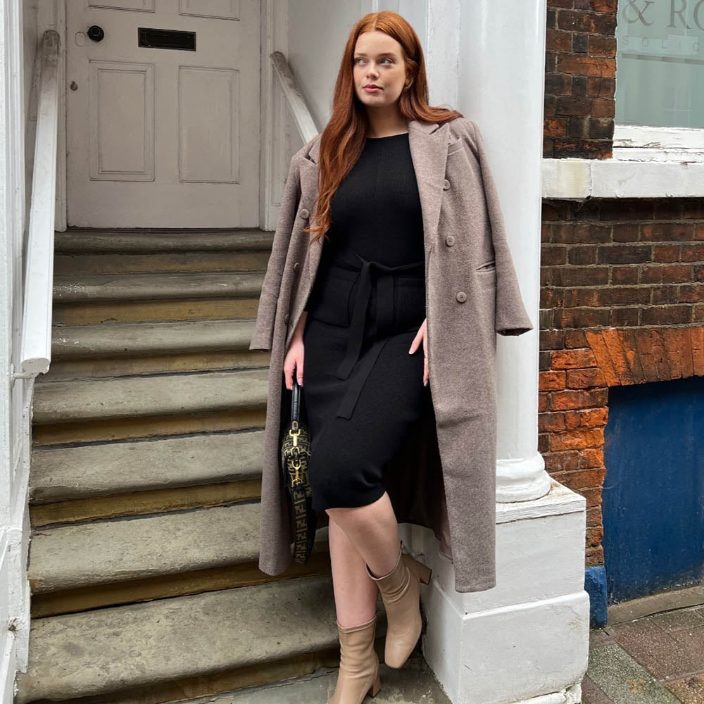 Elyshia, 6' - Taille D