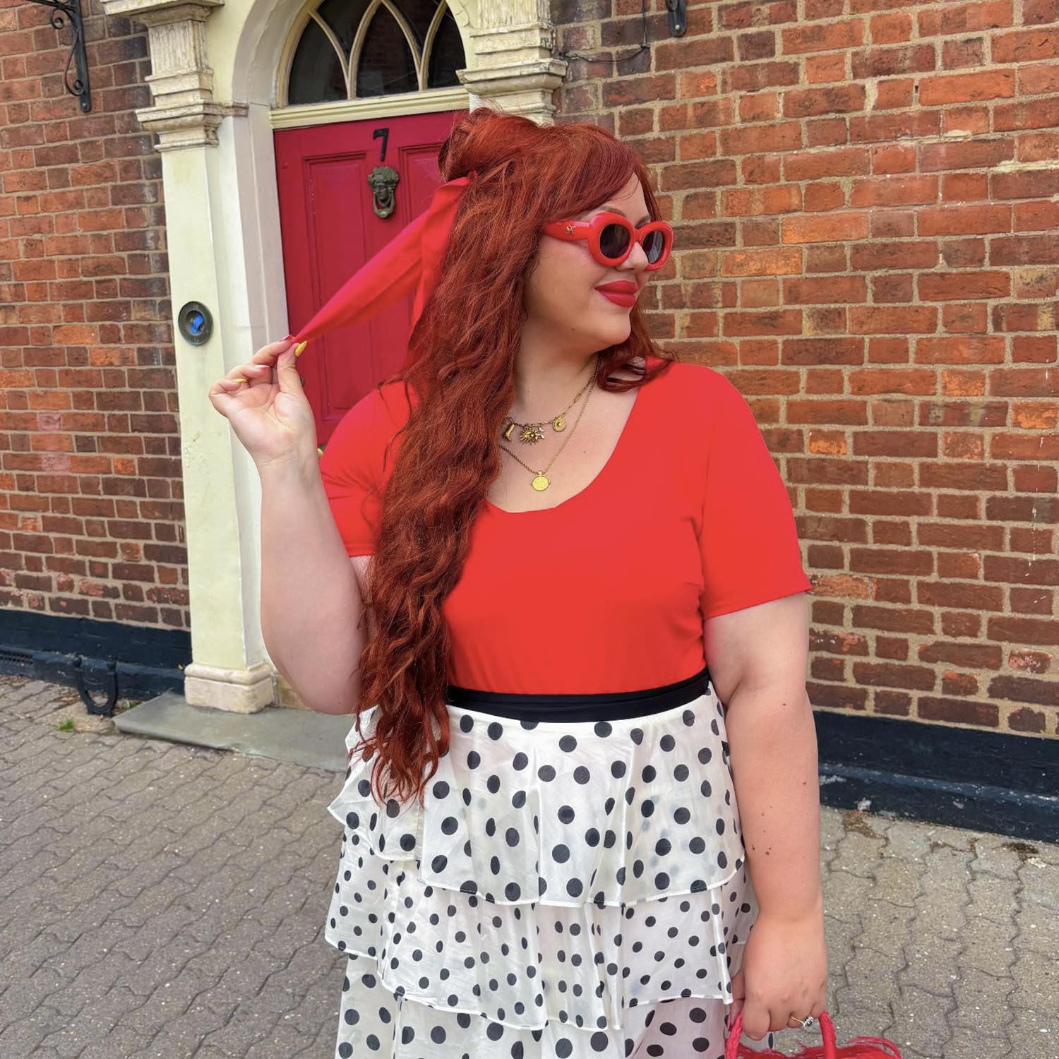 Hayley, 1 metro e 90