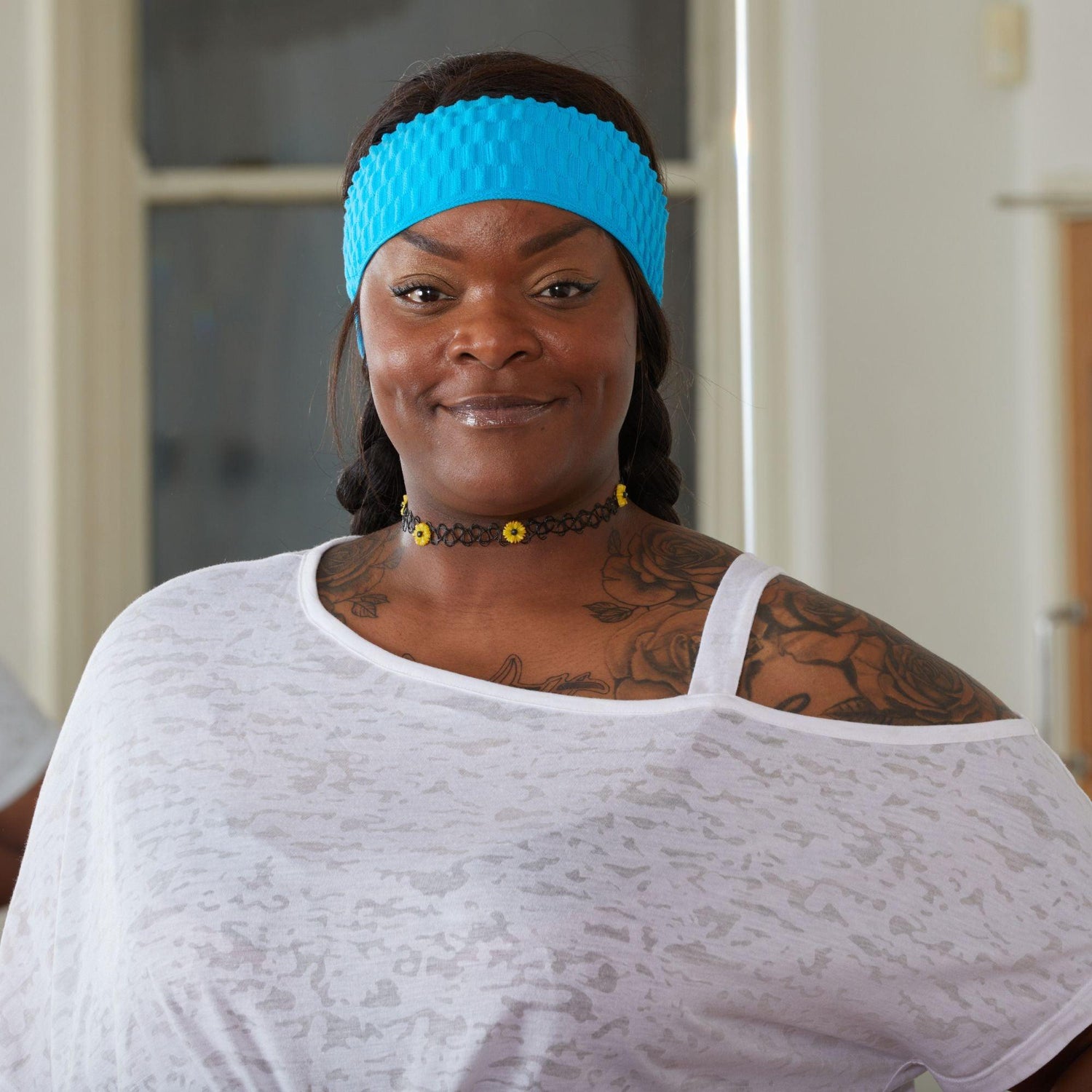 Debbie Off Shoulder Tee - Wit