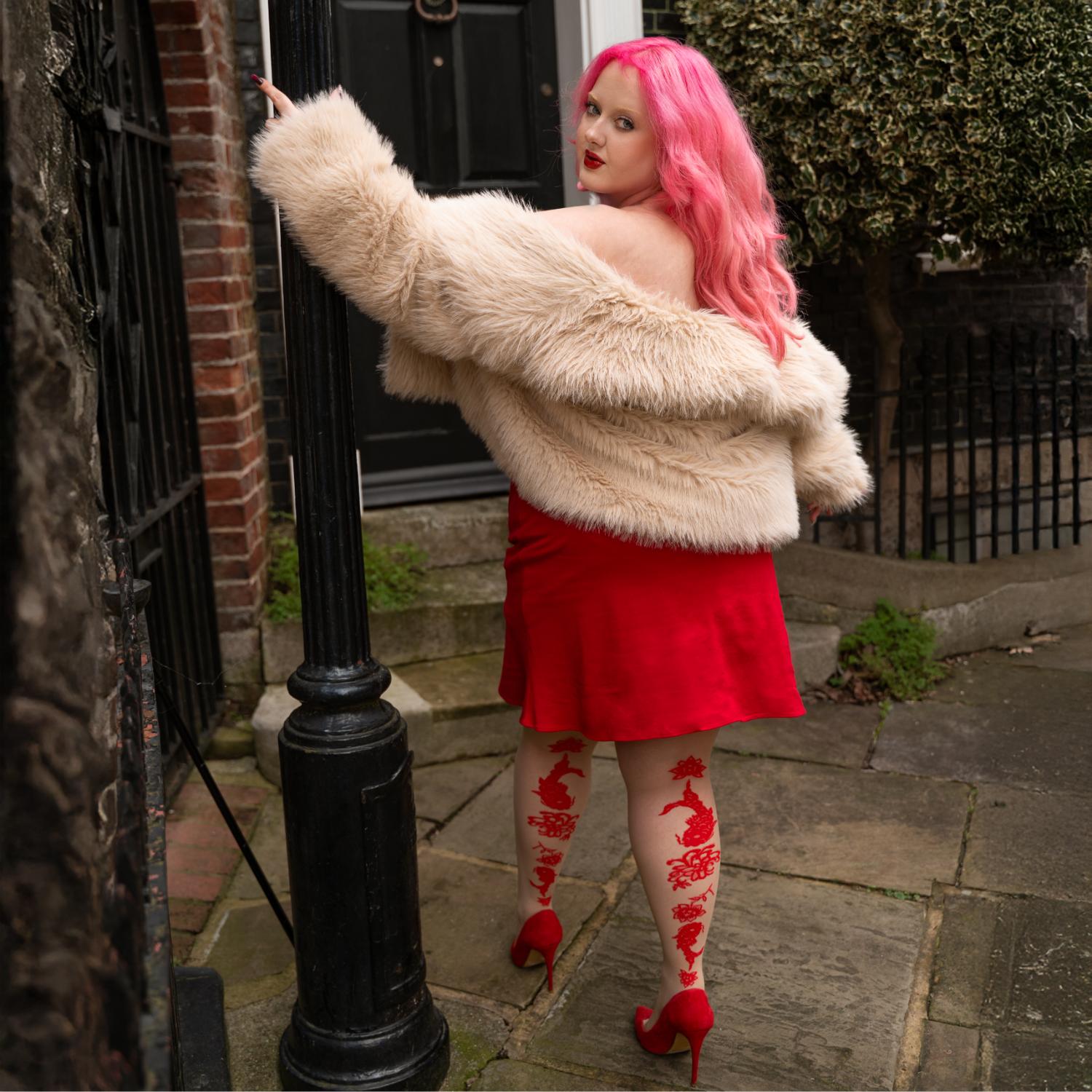 Rajstopy z motywem wycinanek - Builders Tea