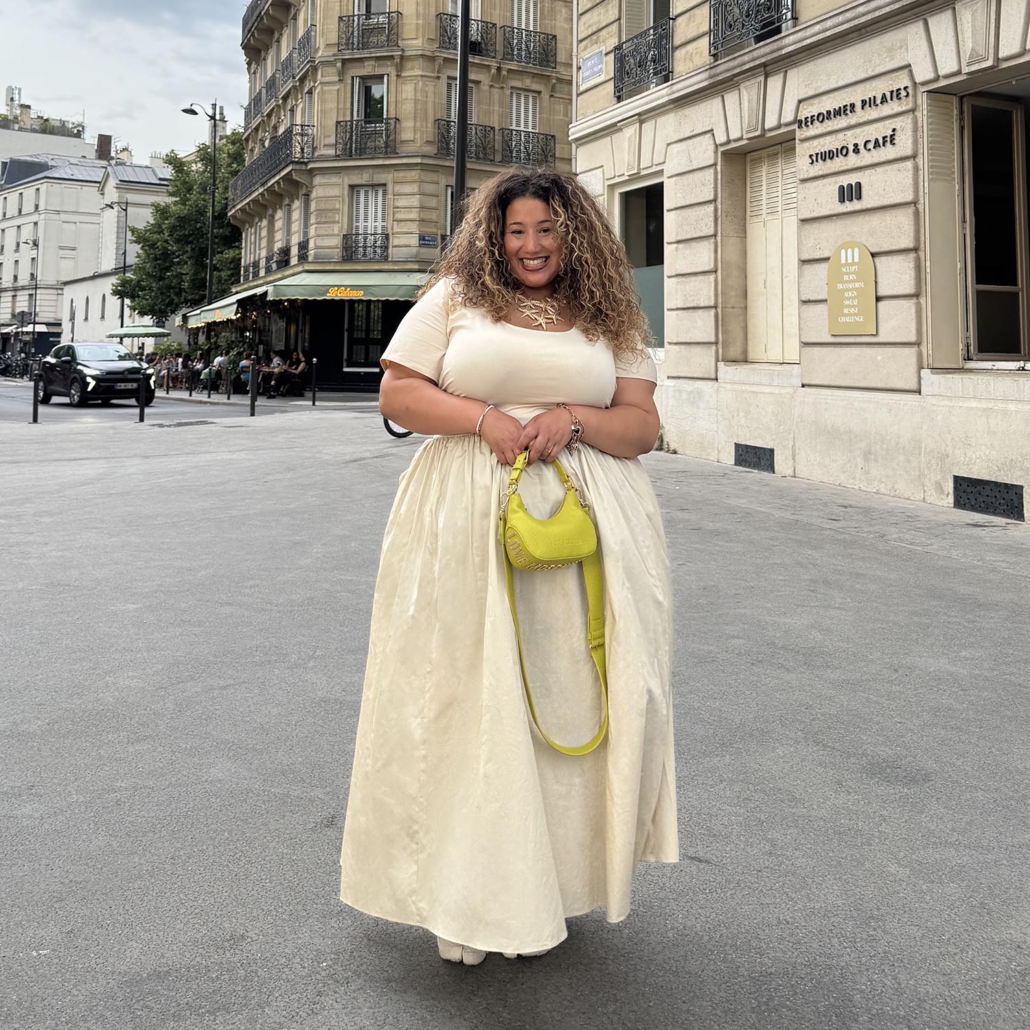 Fadela, 5ft 5in / 165cm - Rozmiar H