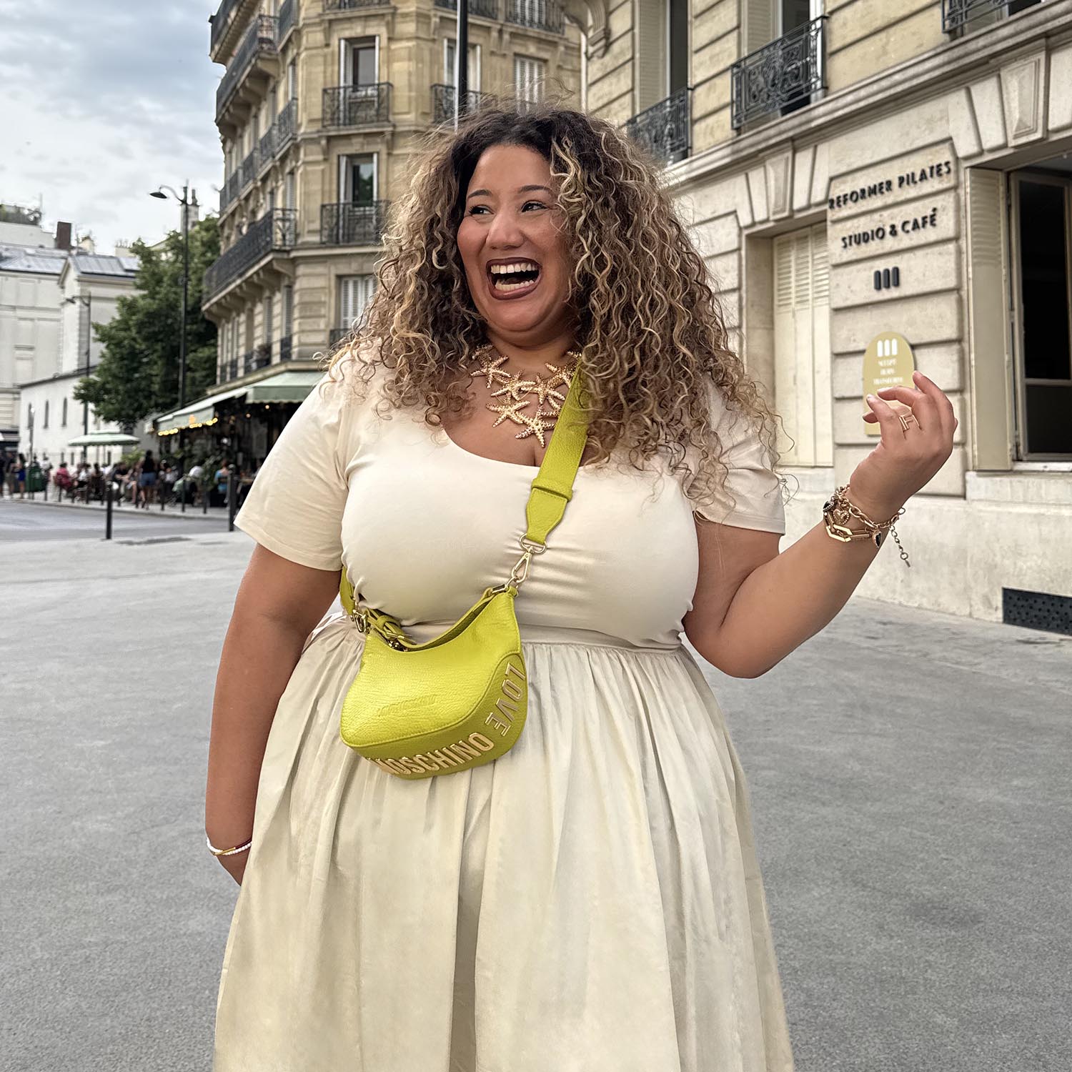 Fadela, 5ft 5in / 165cm - Rozmiar H