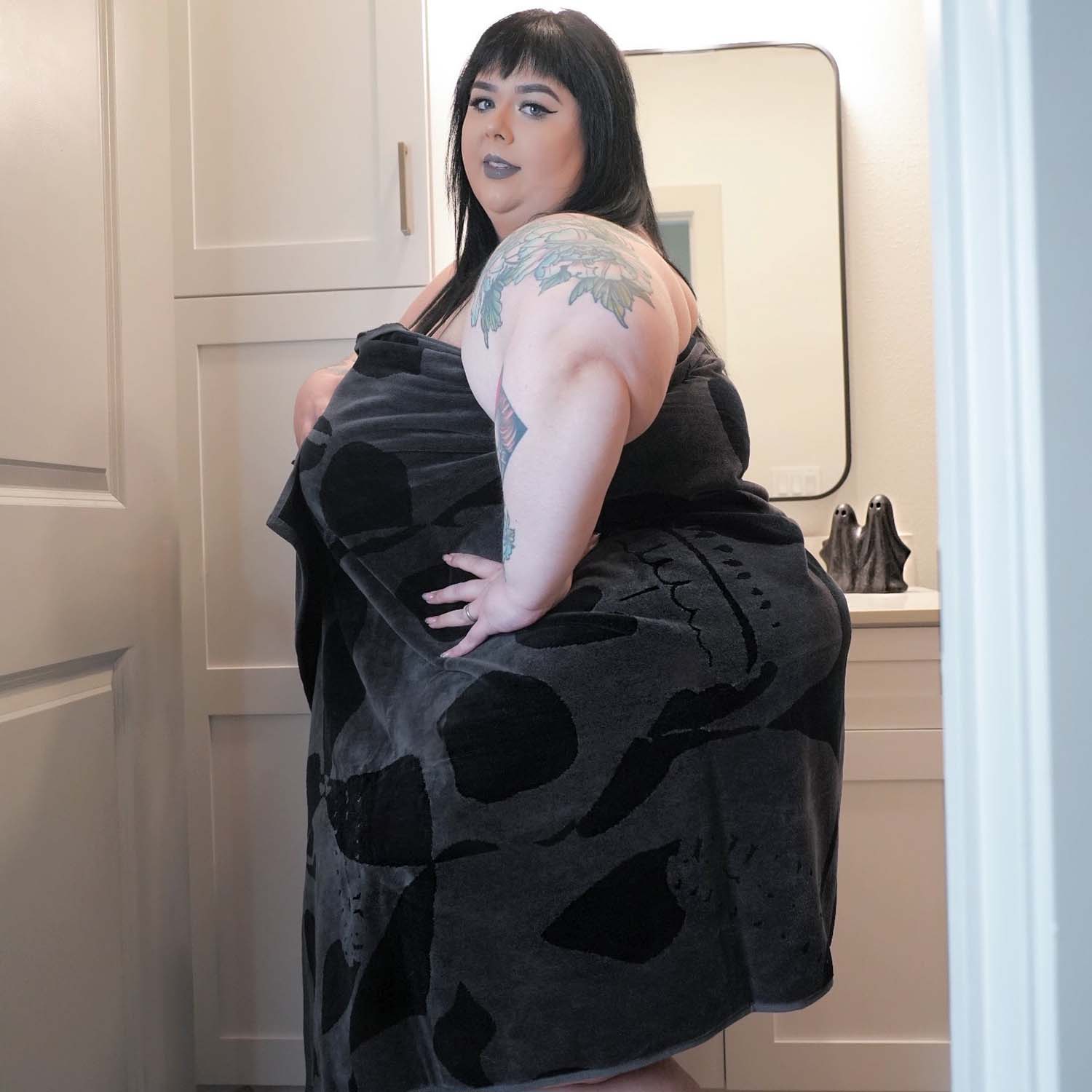 Ręcznik Plushie - Catacomb