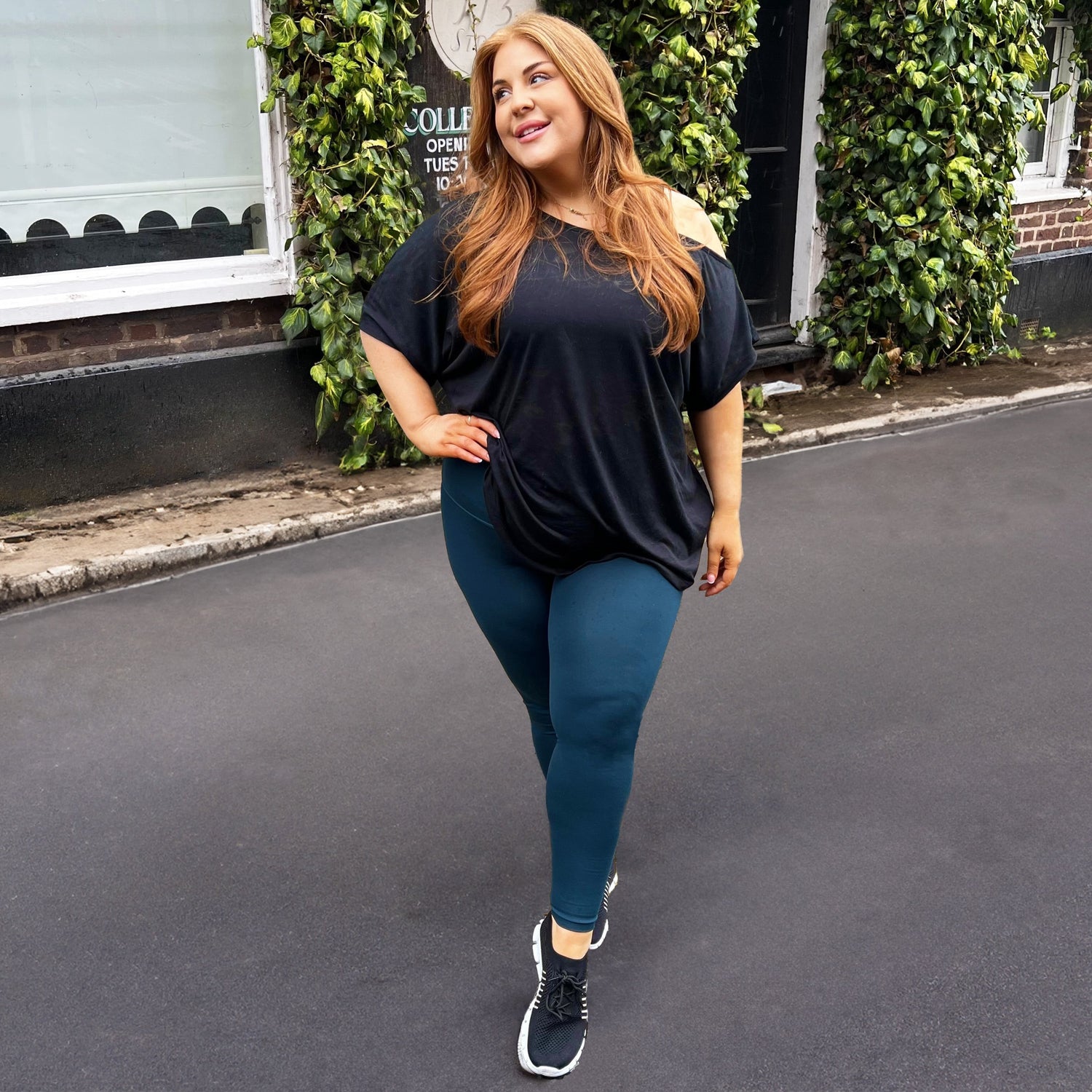 T-shirt sem ombros Debbie - Preto