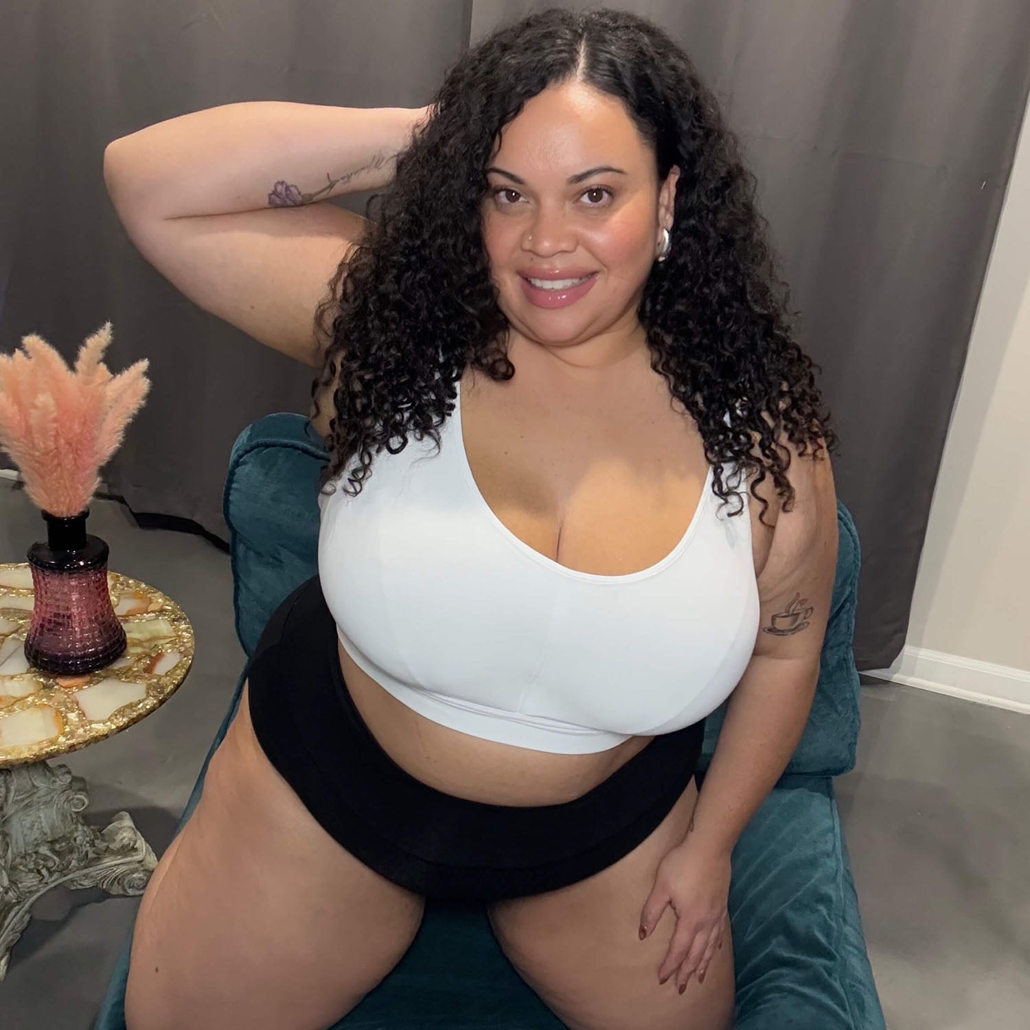 Kayla - Tamanho 4 - Taça grande