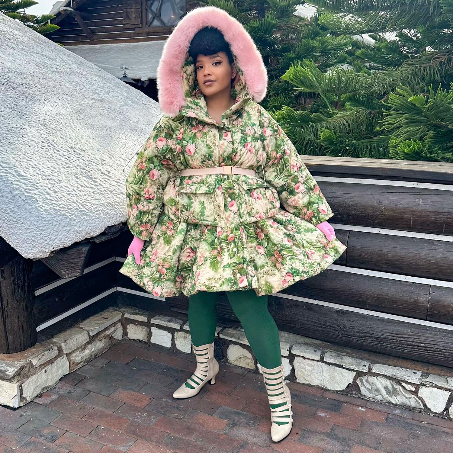 Ashleeta - Storlek E