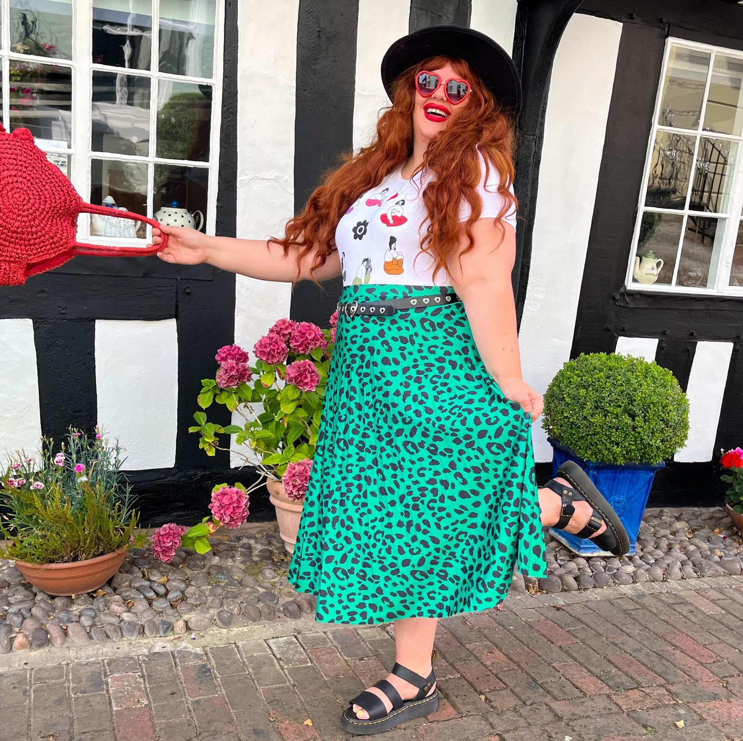 T-tröjor - Snag X Taynee - Circle Of Love Tee