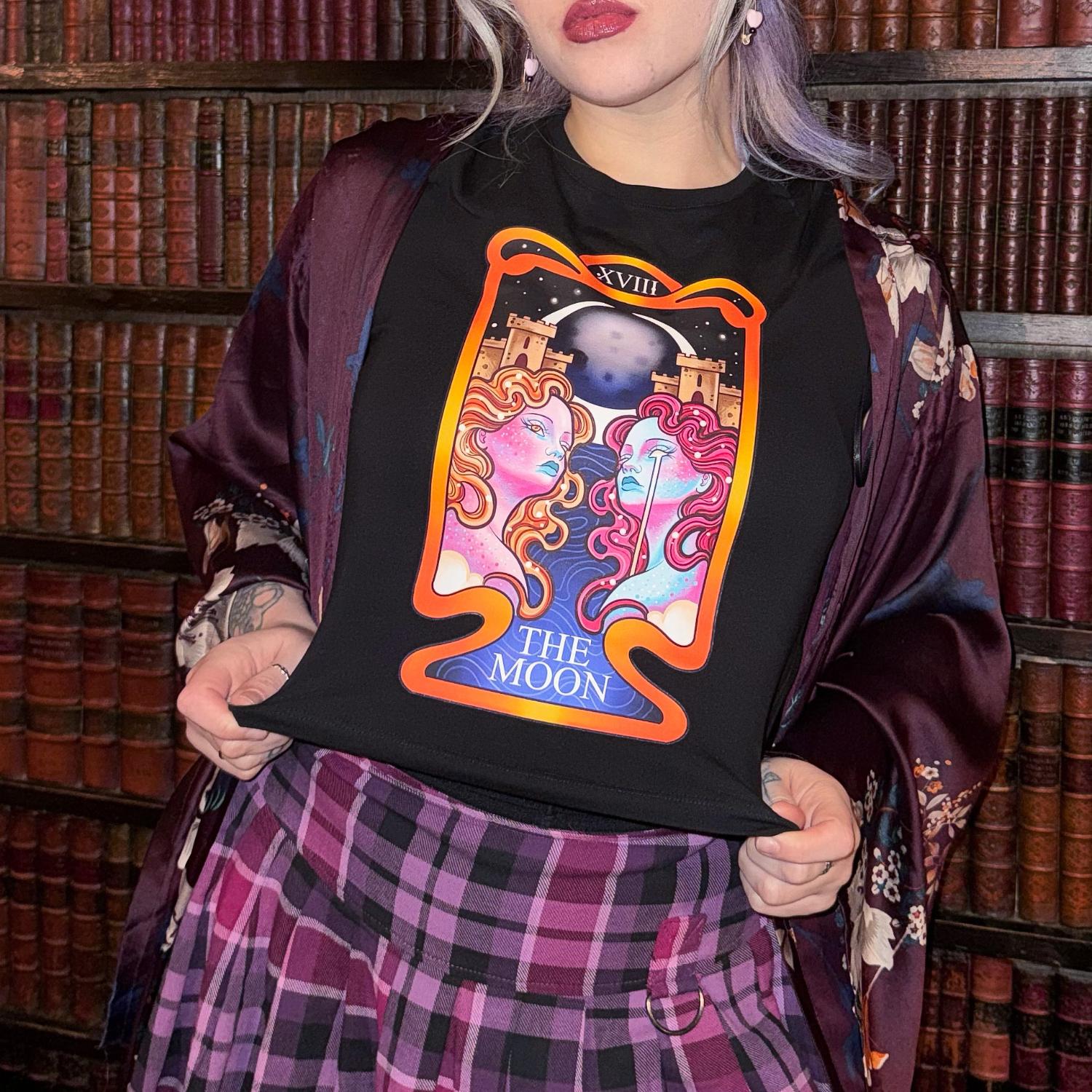 Major Arcana Baby Tee - XVIII Månen