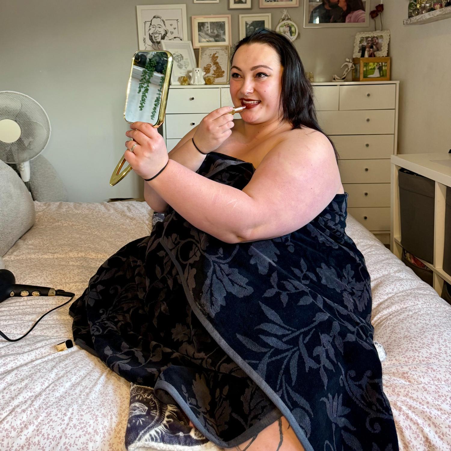 Plushie handduk - blommiga fladdermöss