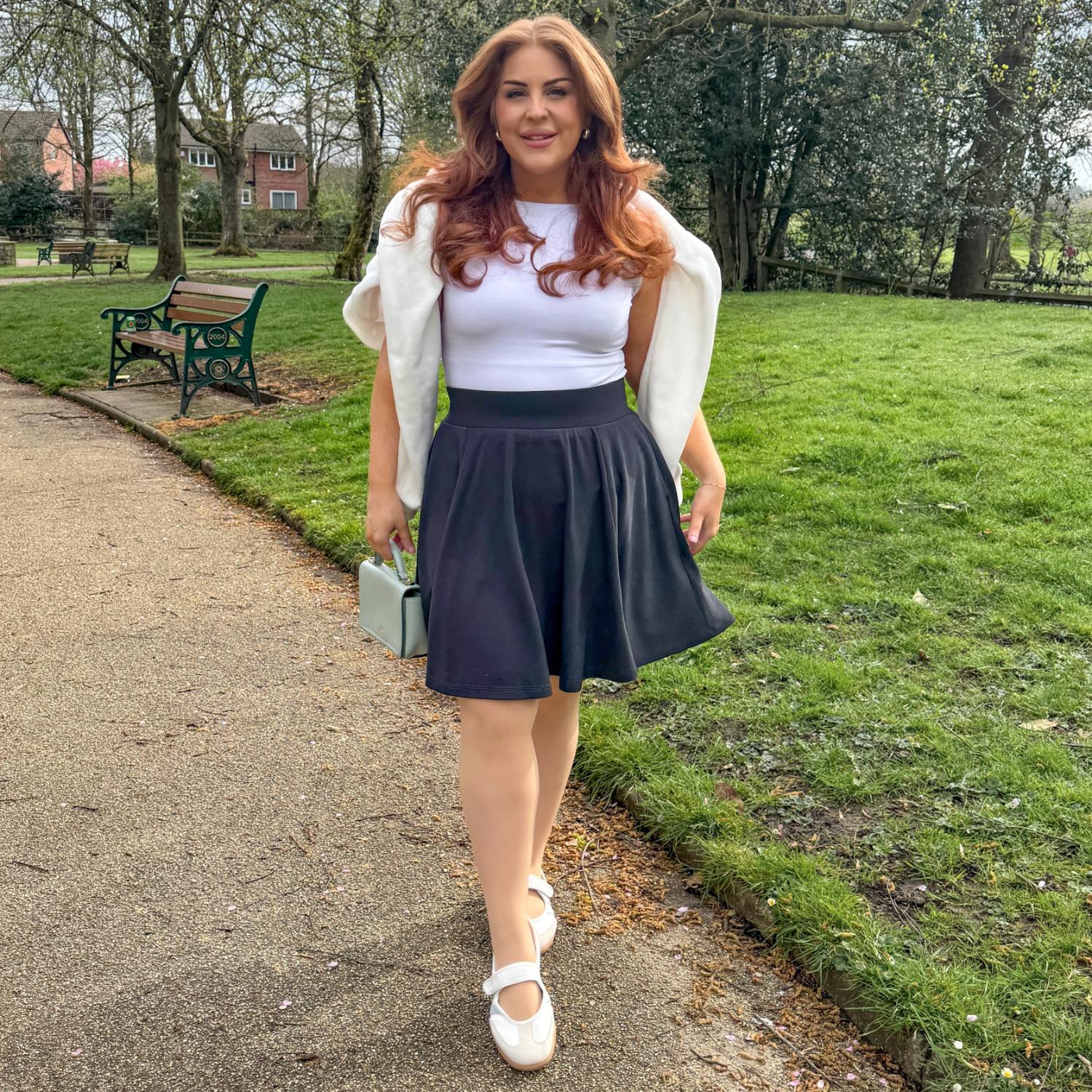 Spódniczka typu mini-flare – kolor grafitowy