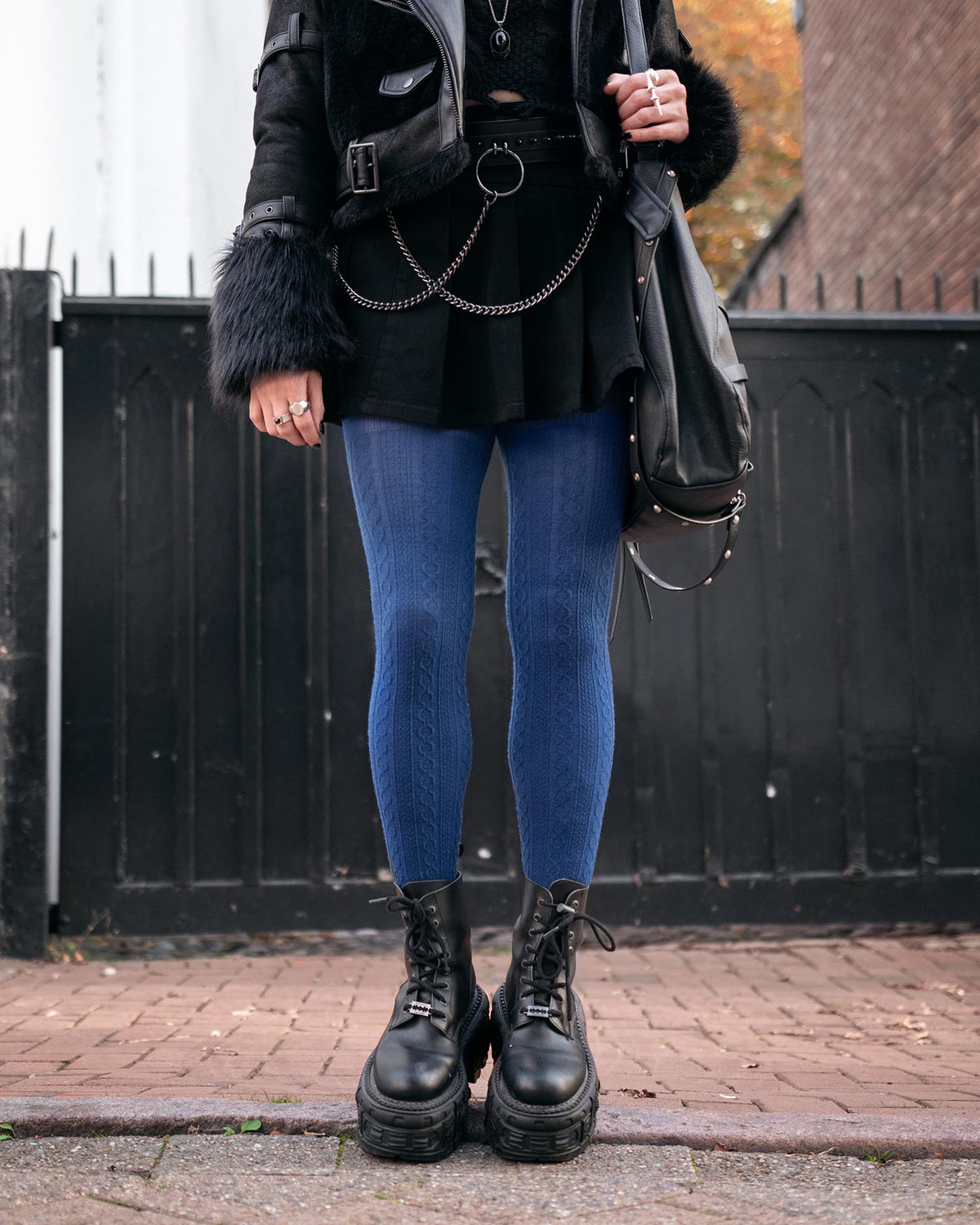 Grannies Cable Knit Wool Tights - Kraken's Breath