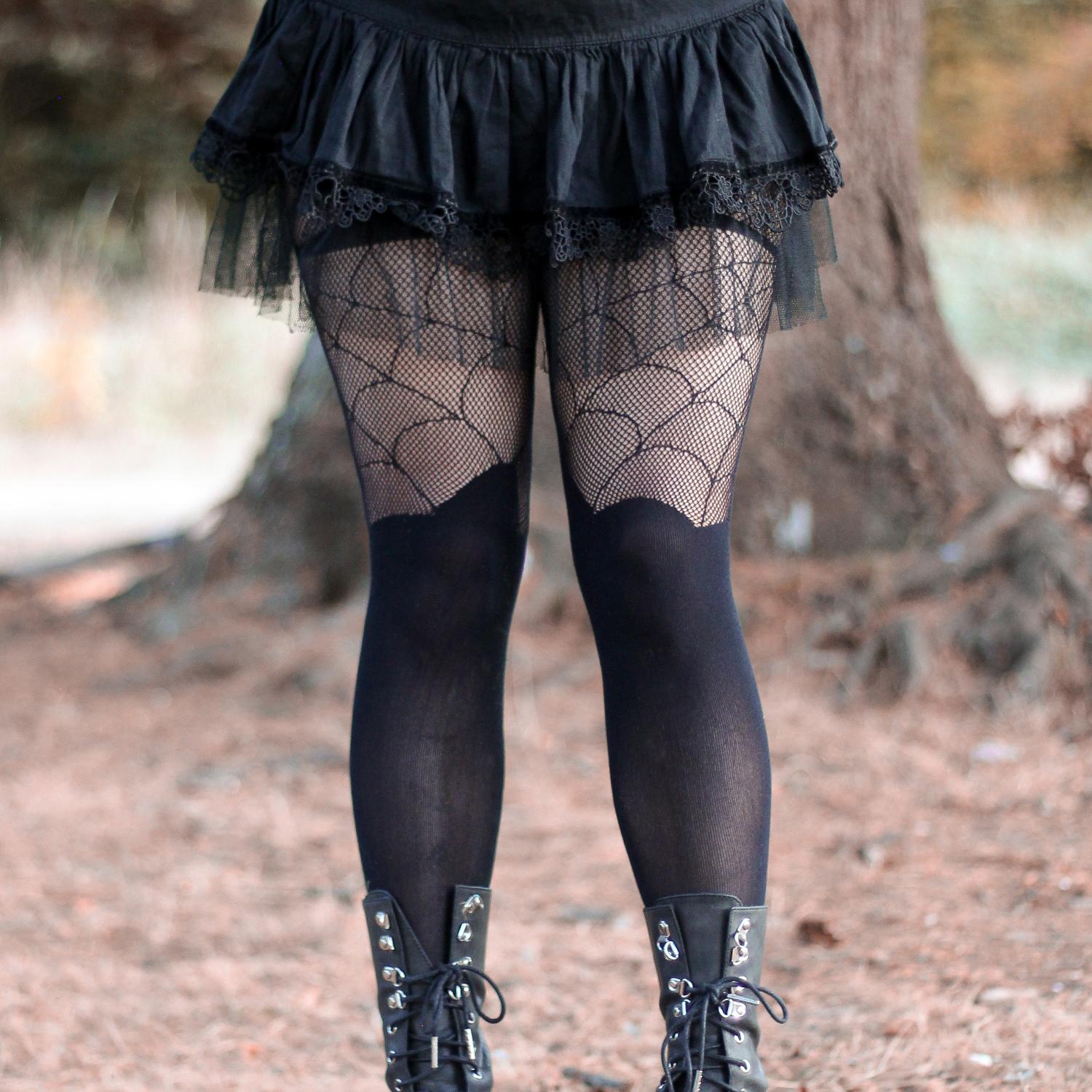 Venom Mock Garter