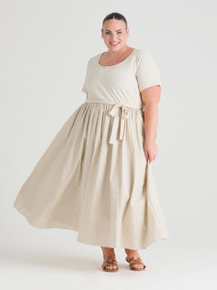 Danielle, 5ft 8in / 173cm  - Size G