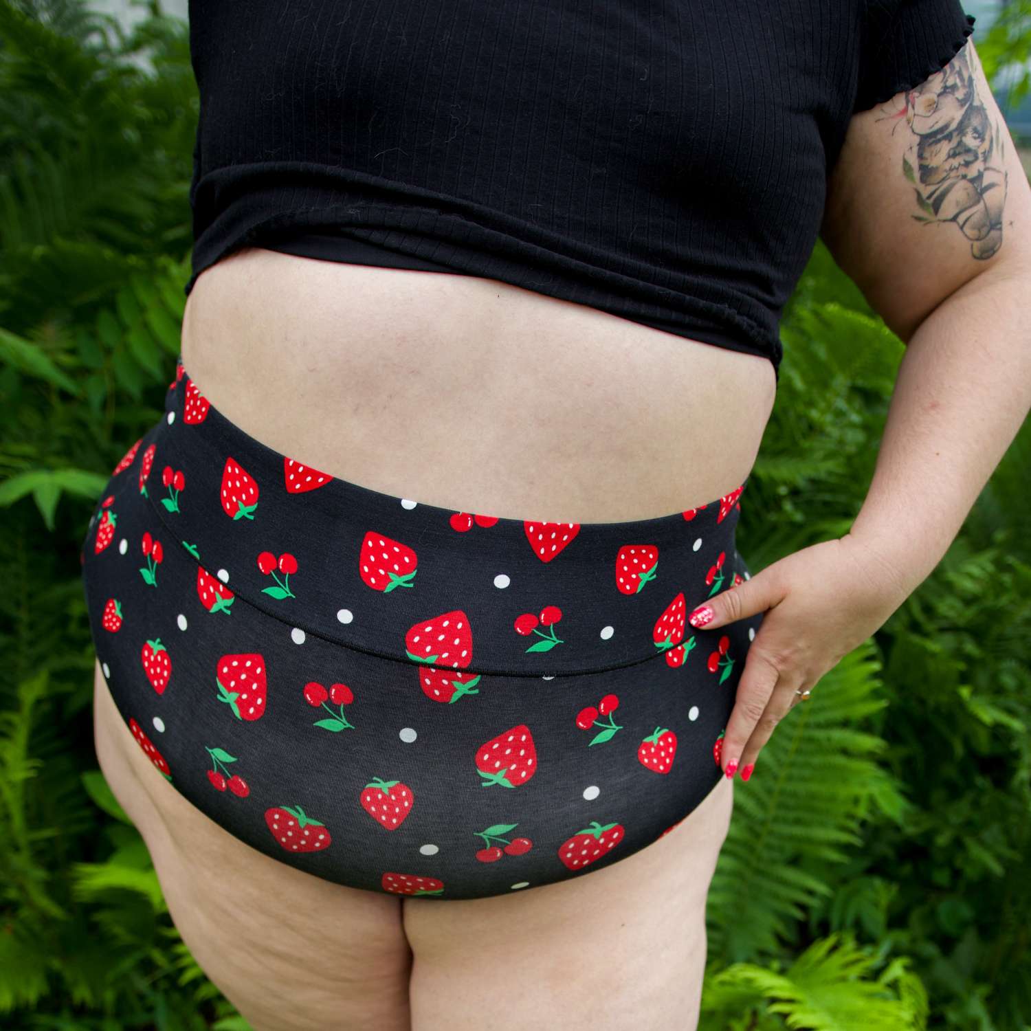 Fruity Super High Waist Knickers - Black