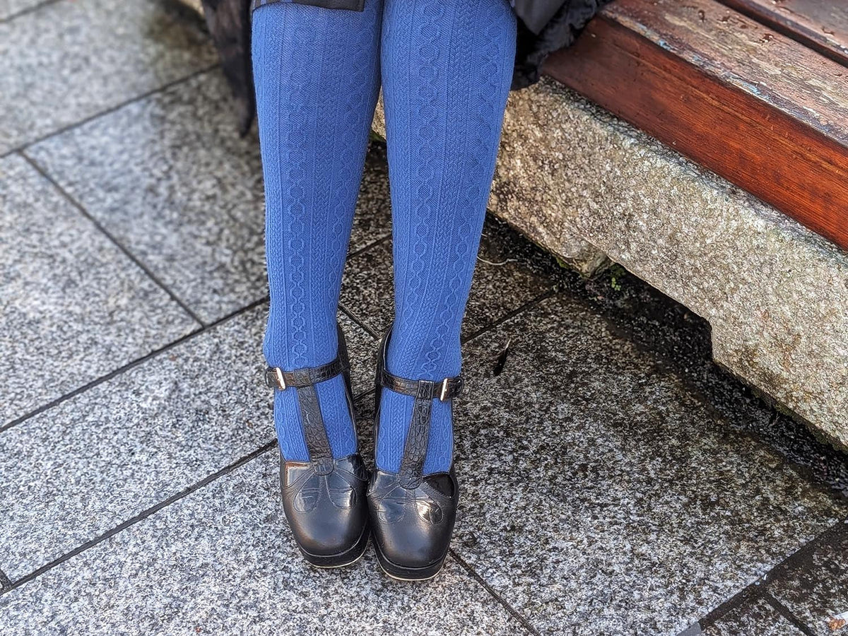 Grannies Cable Knit Wool Tights - Kraken's Breath