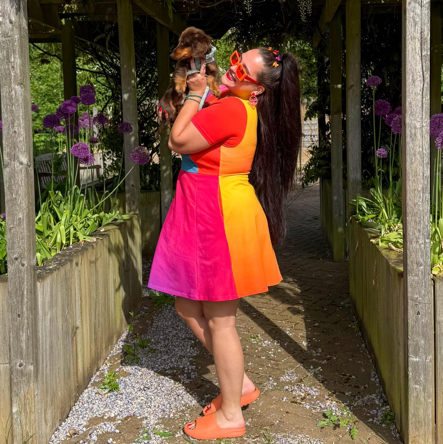 Vestido mini de corte en A Vanessa - Arcoíris