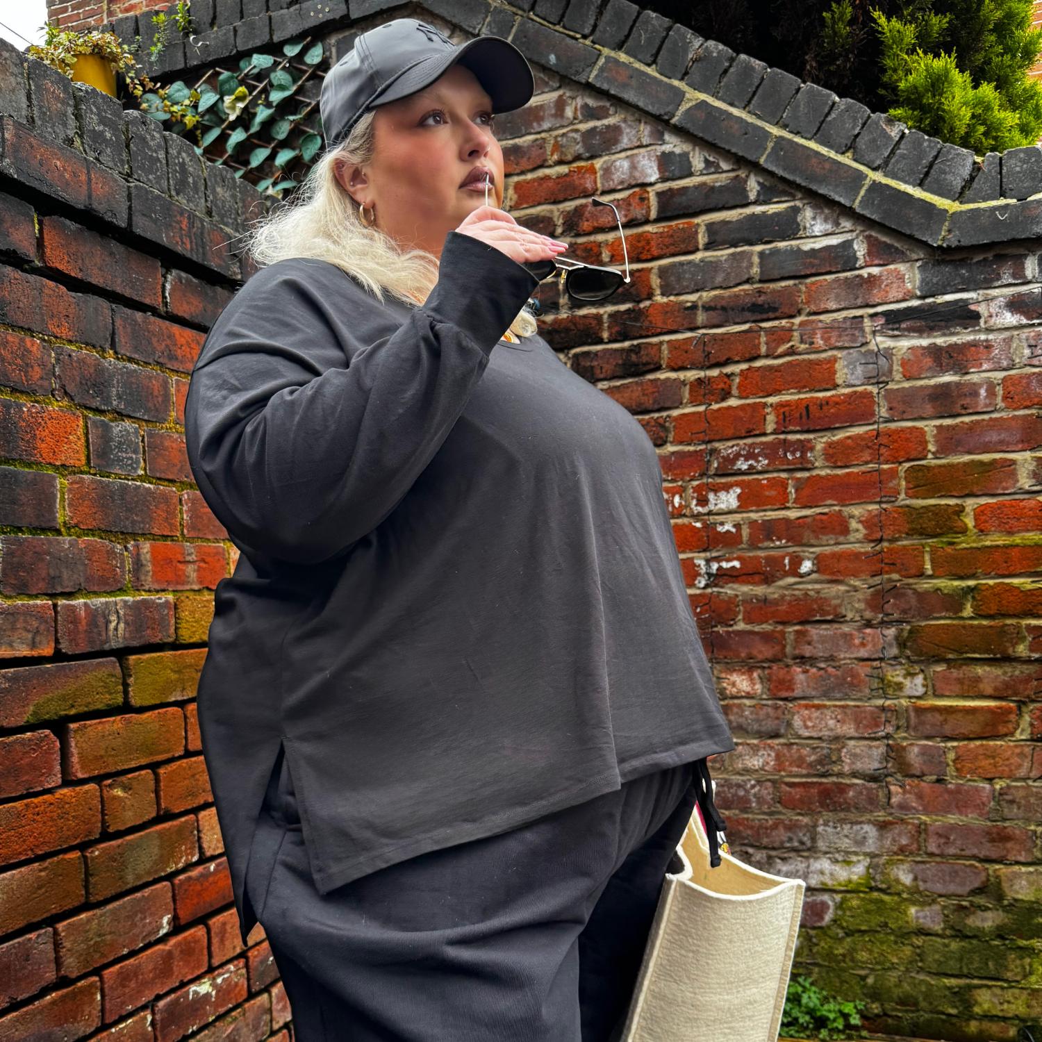 Hannah - 1,70 m - Maat H