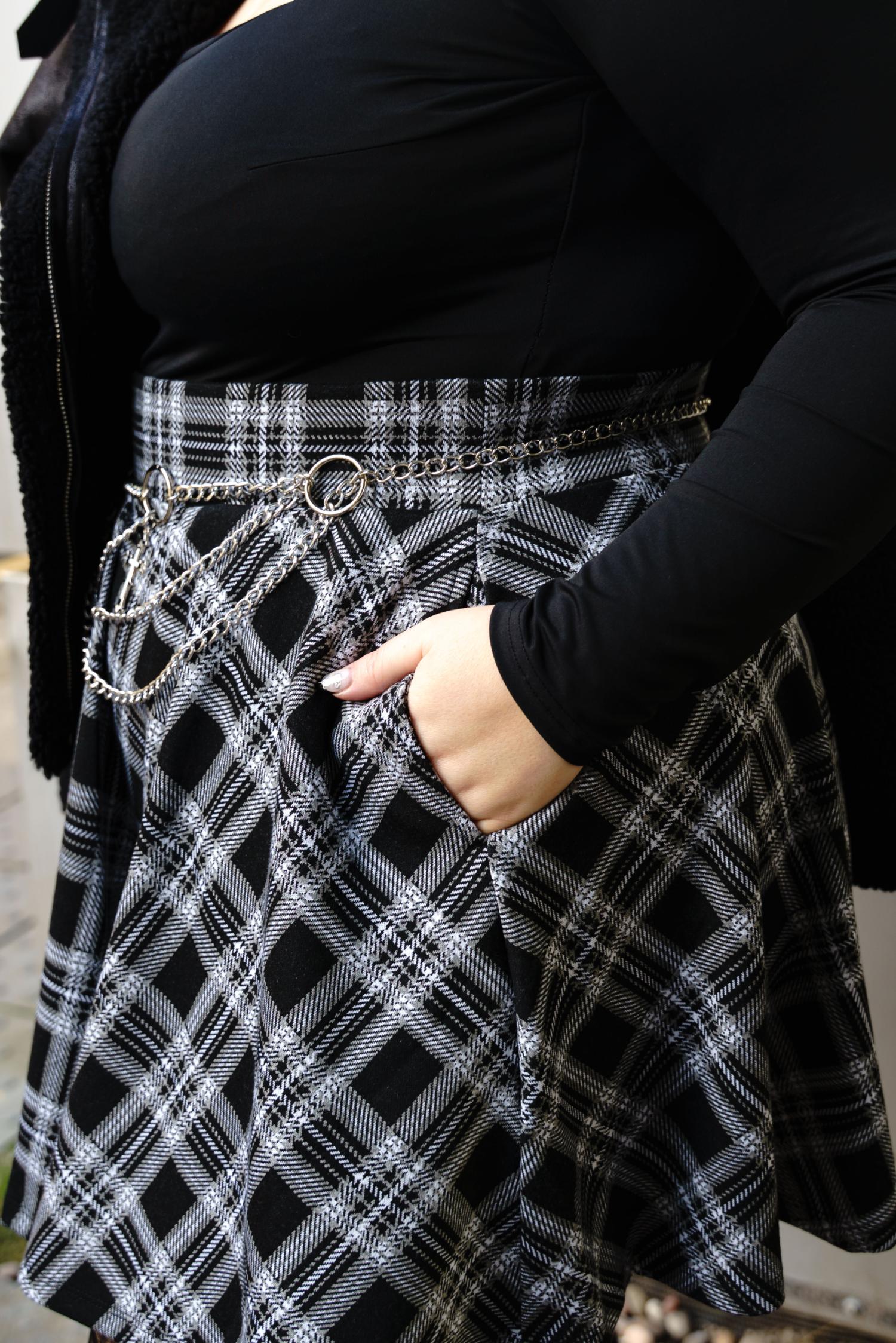 Plaid Mini-Flare Skirt - Cairn