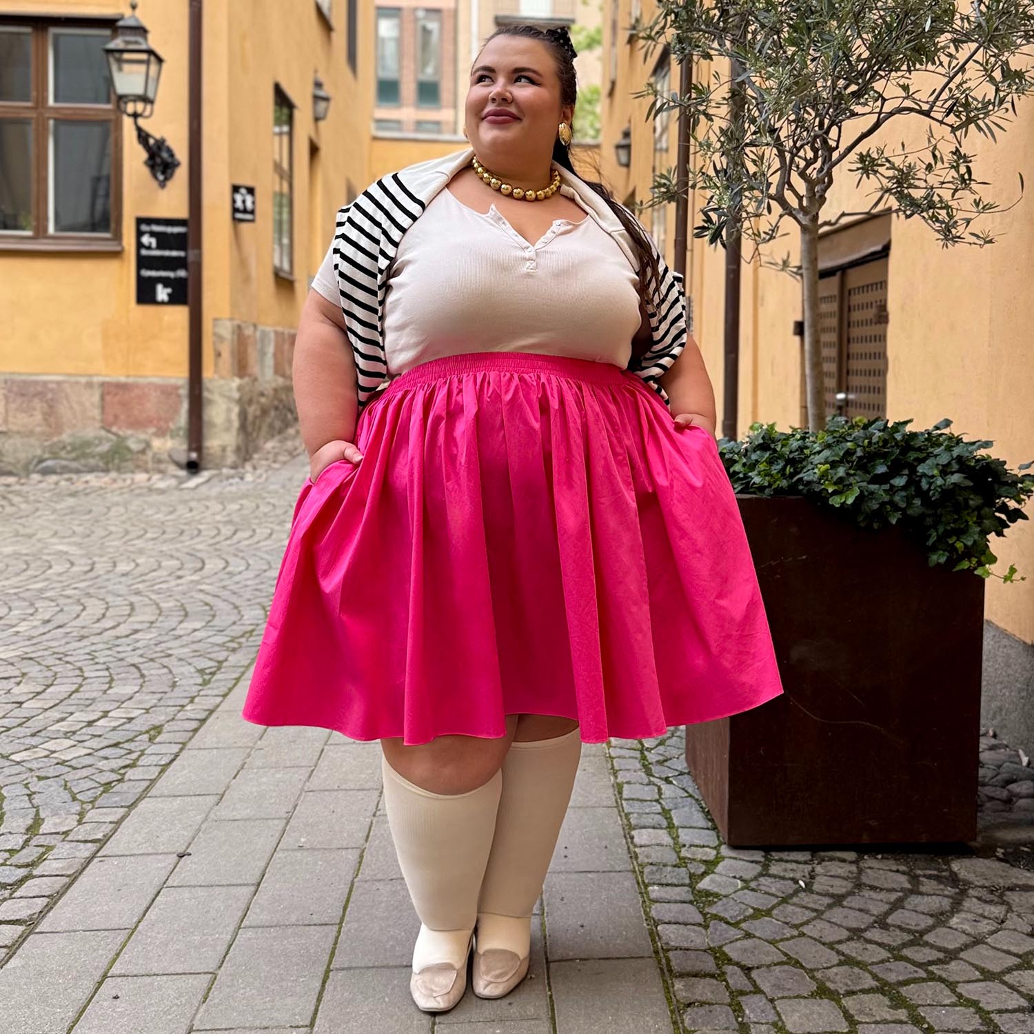 Maria, 5ft 5in / 166cm - Size G
