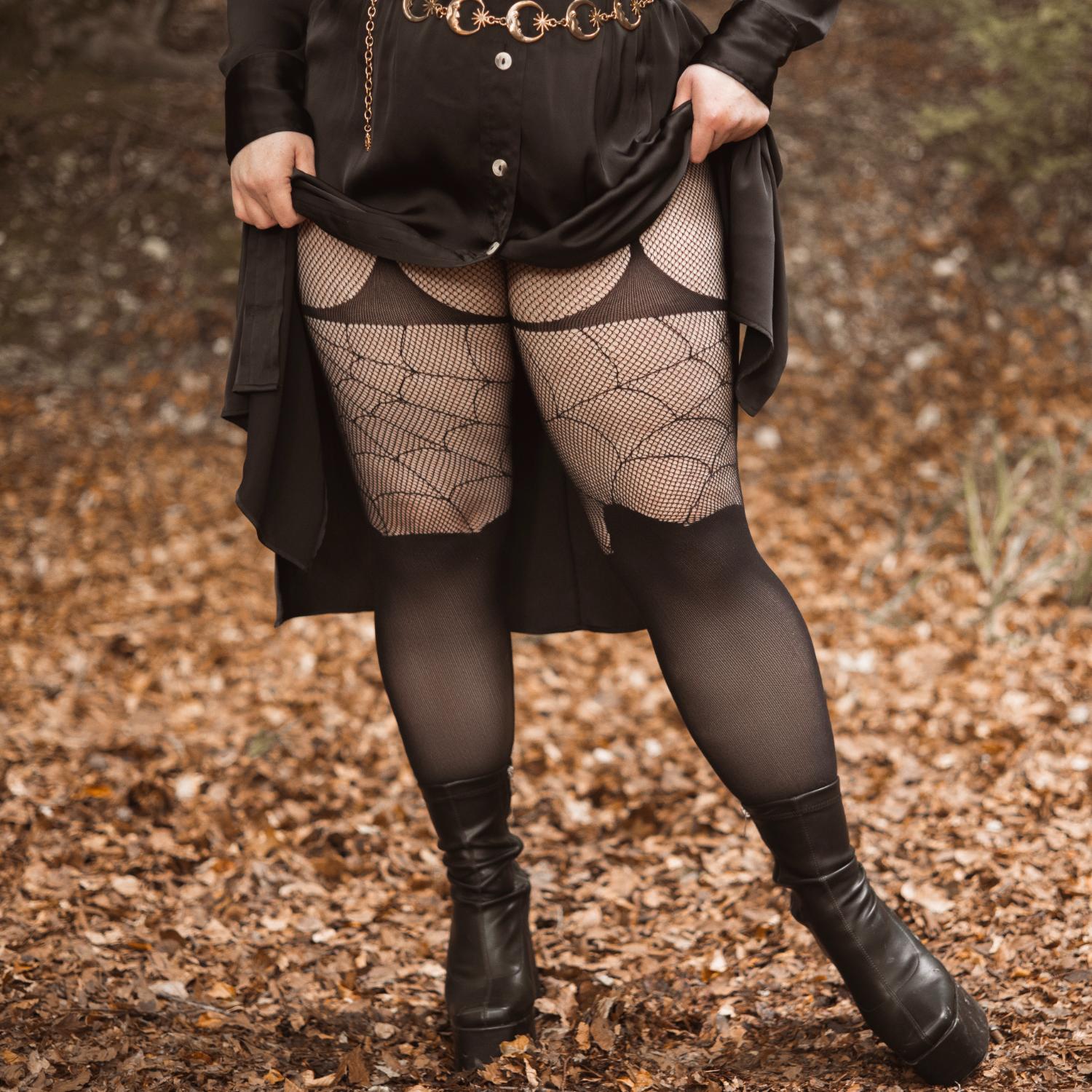 Venom Mock Garter