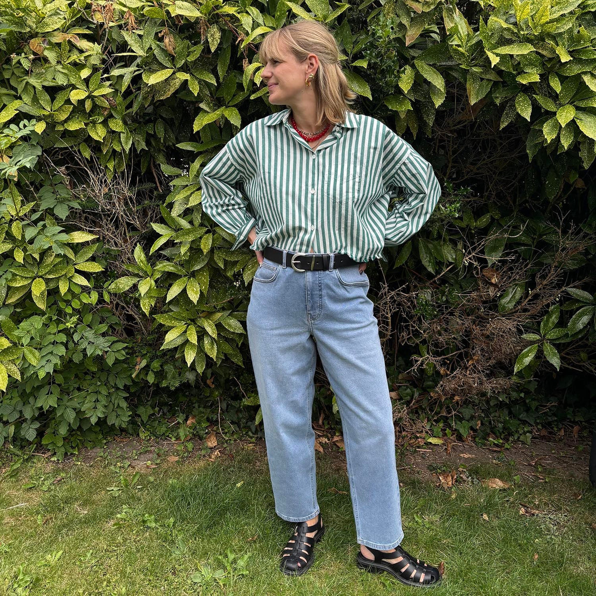 Sarah, 5ft 5in / 166cm - Storlek D1 Reg