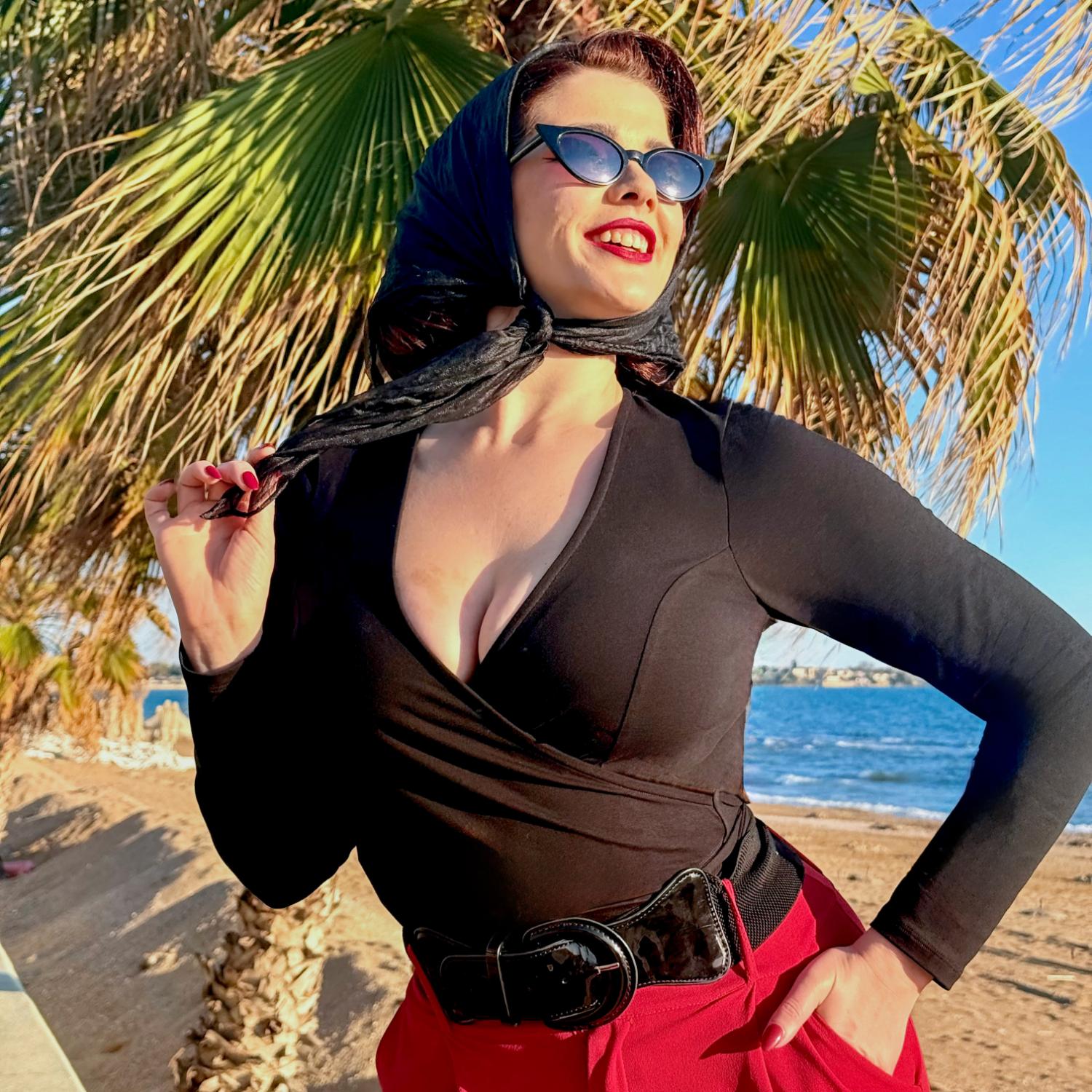 Top cache-cœur en coton biologique - Noir