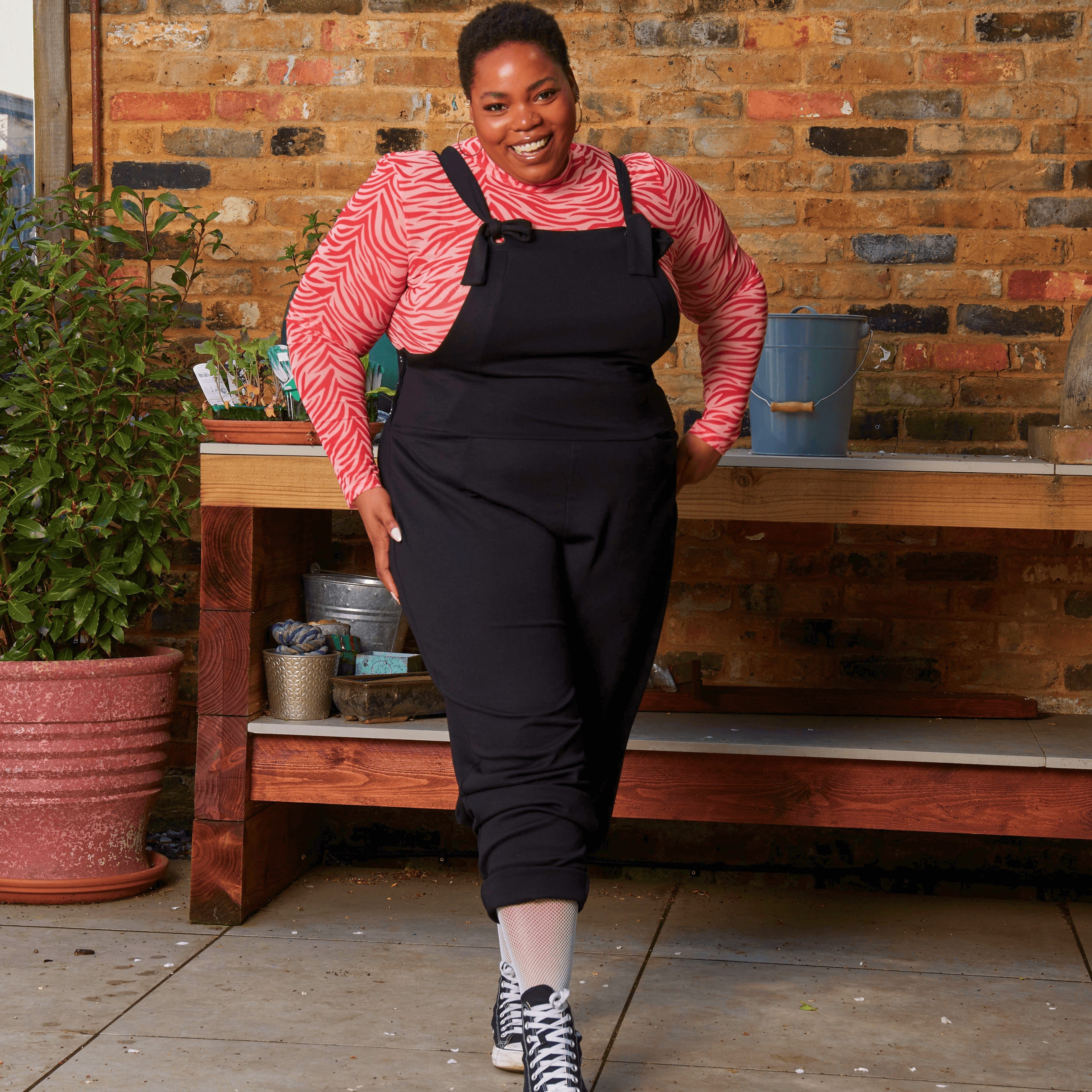 Plus size 2025 black dungarees