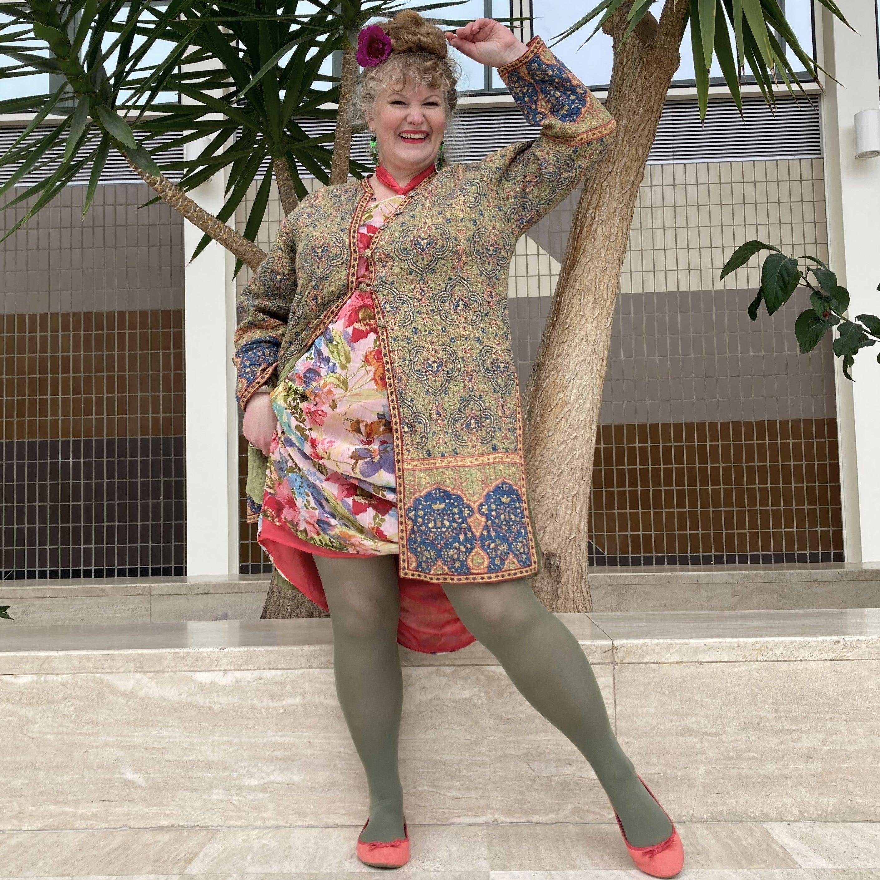 giovedi Architettura narcotico granny in tights pagina Fabbricazione