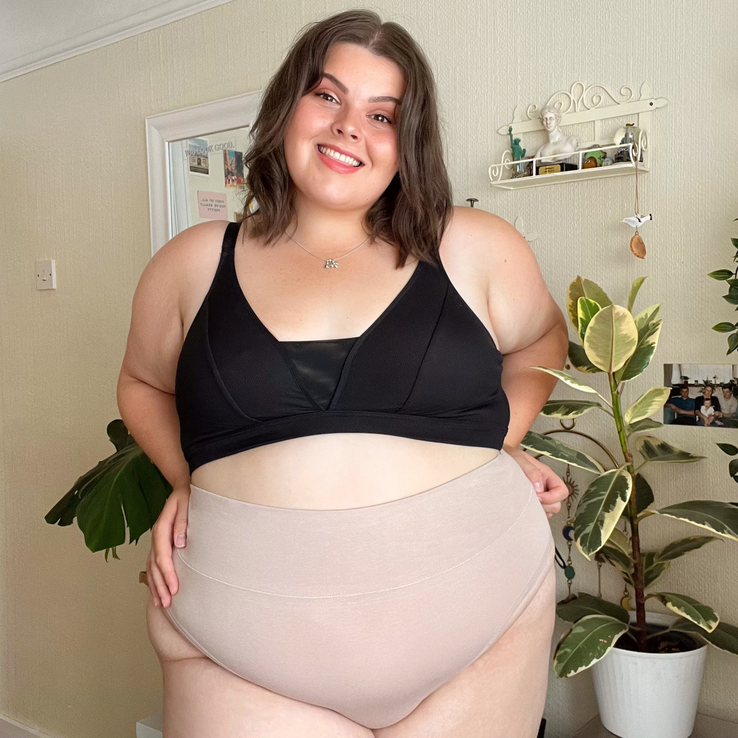 Frække knickers med høje ben i økologisk bomuld - Milk Bottle