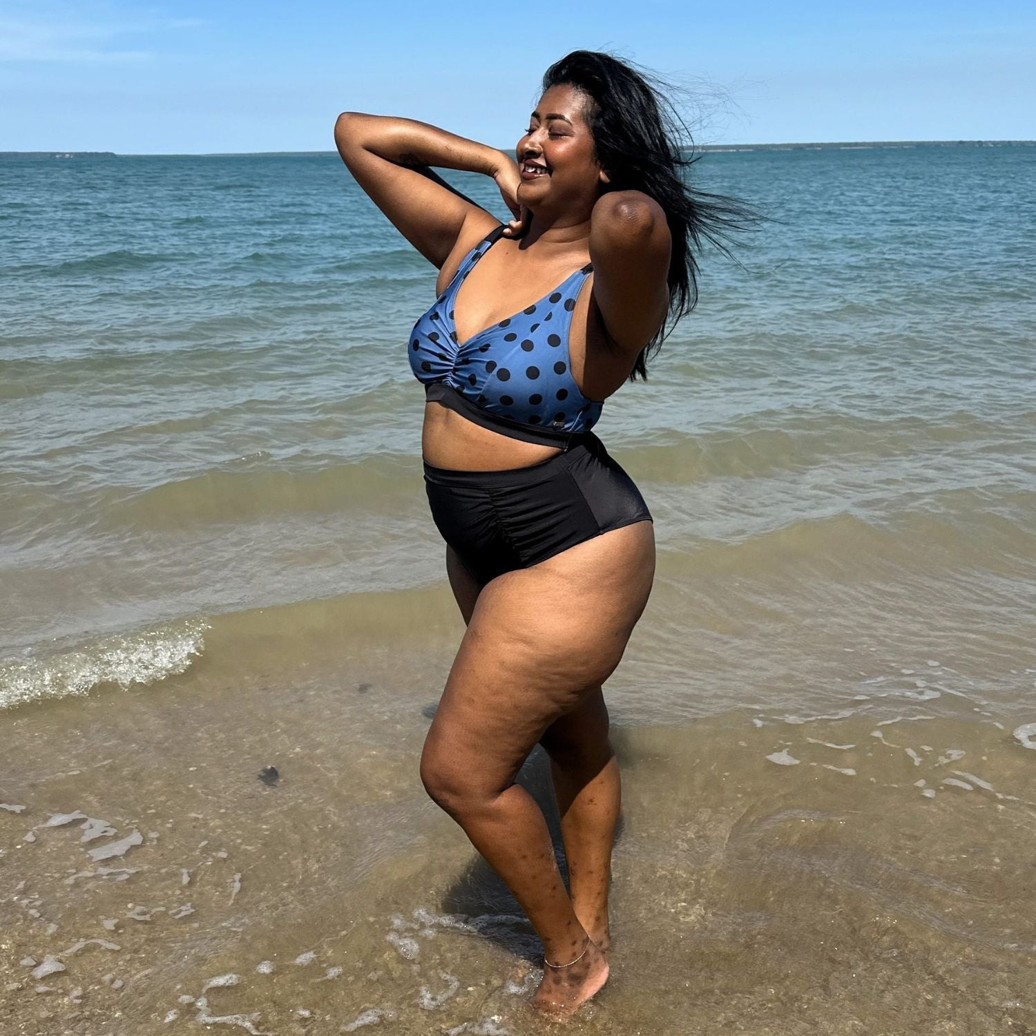 [Dee - koko E - 5'9