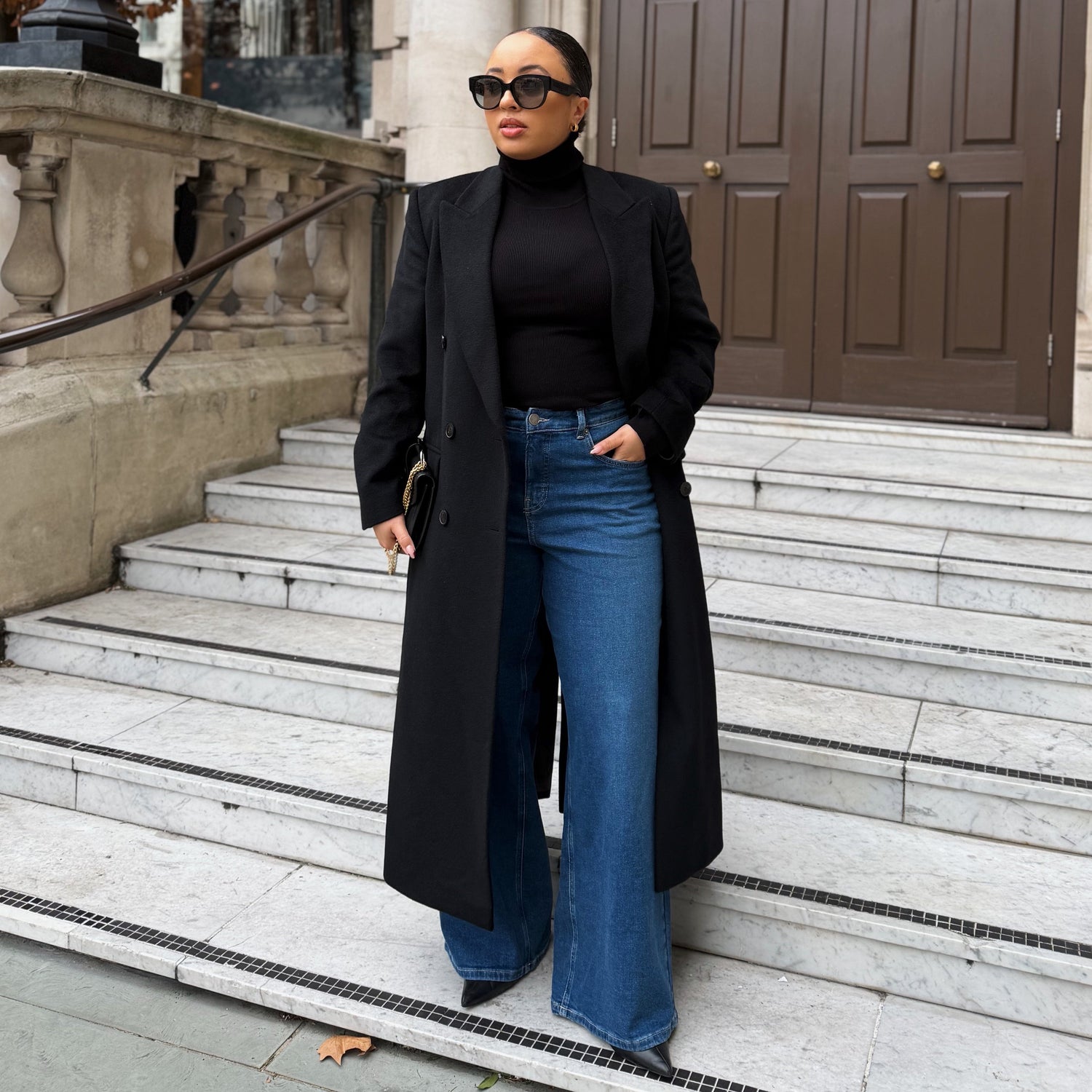 Jean large bio - Atlantic