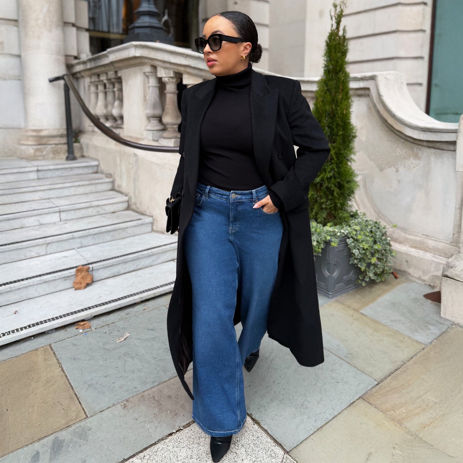 Jean large bio - Atlantic